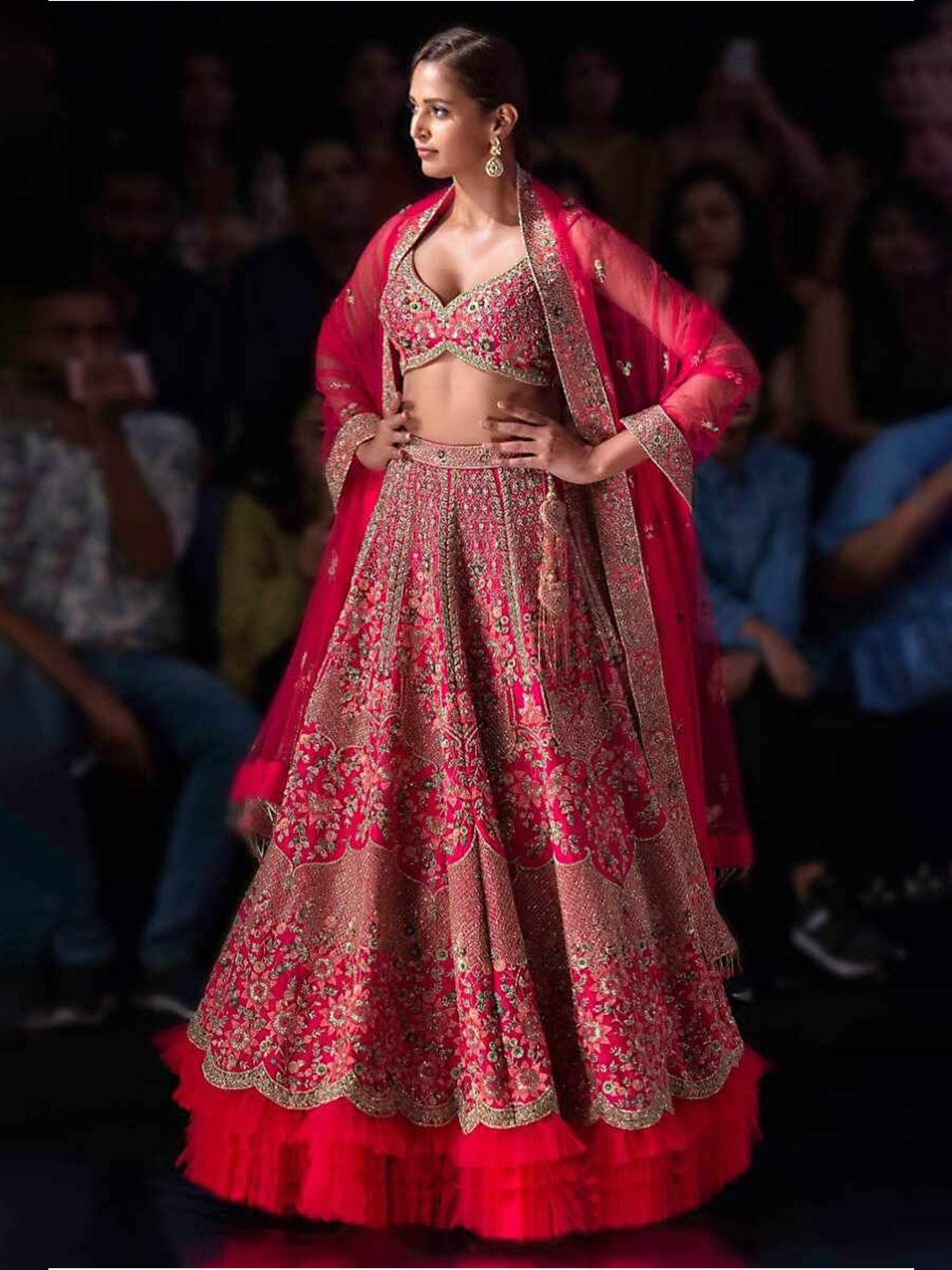 Zainab chottani Embroidered Beads and Stones Semi-Stitched Lehenga Choli With Dupatta, Gold
Zainab chottani Embroidered Beads and Stones Semi-Stitched Lehenga Choli With Dupatta, Gold