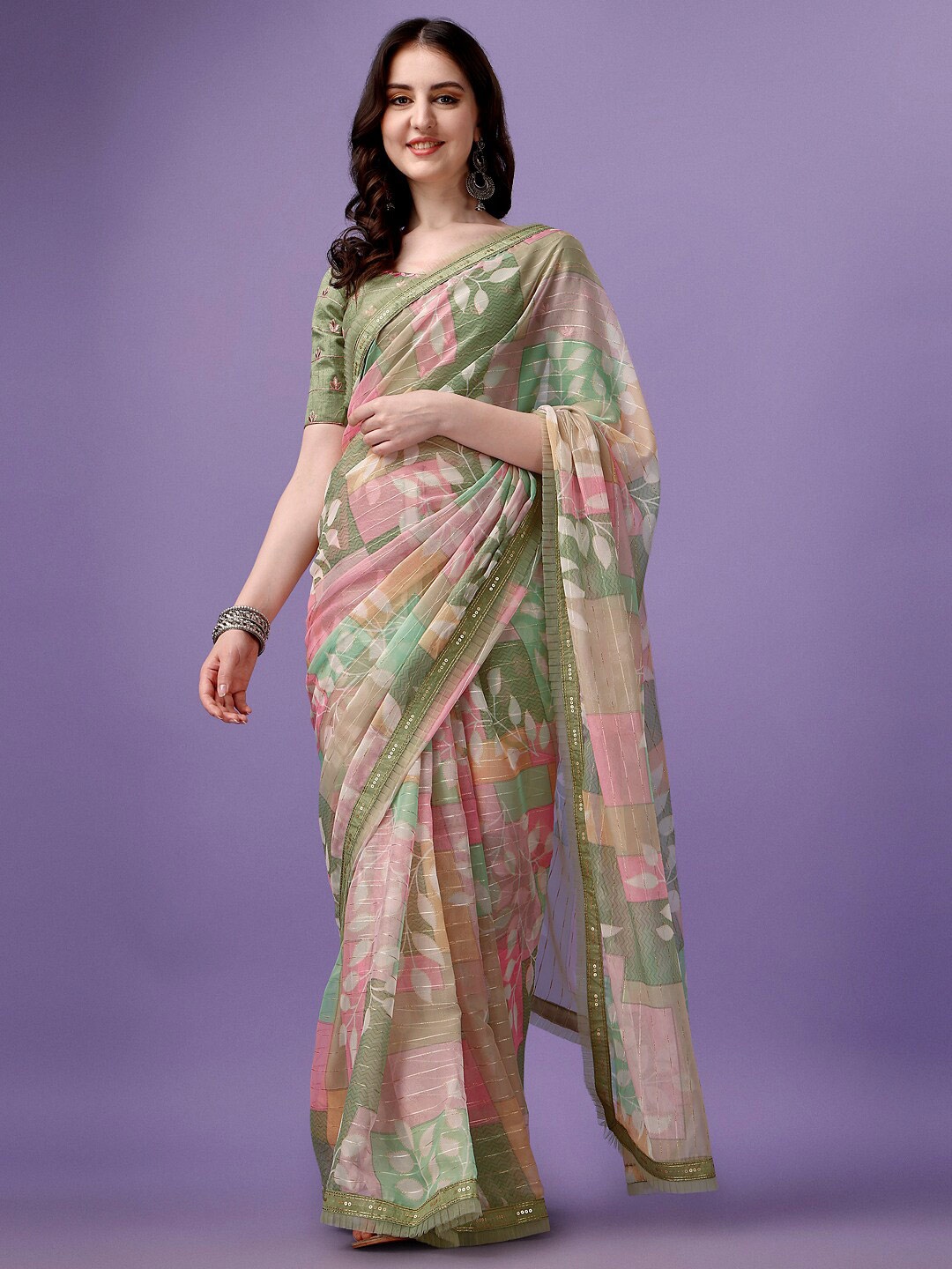 SUTRAM Floral Sequinned Silk Blend Saree With Blouse Piece, Green