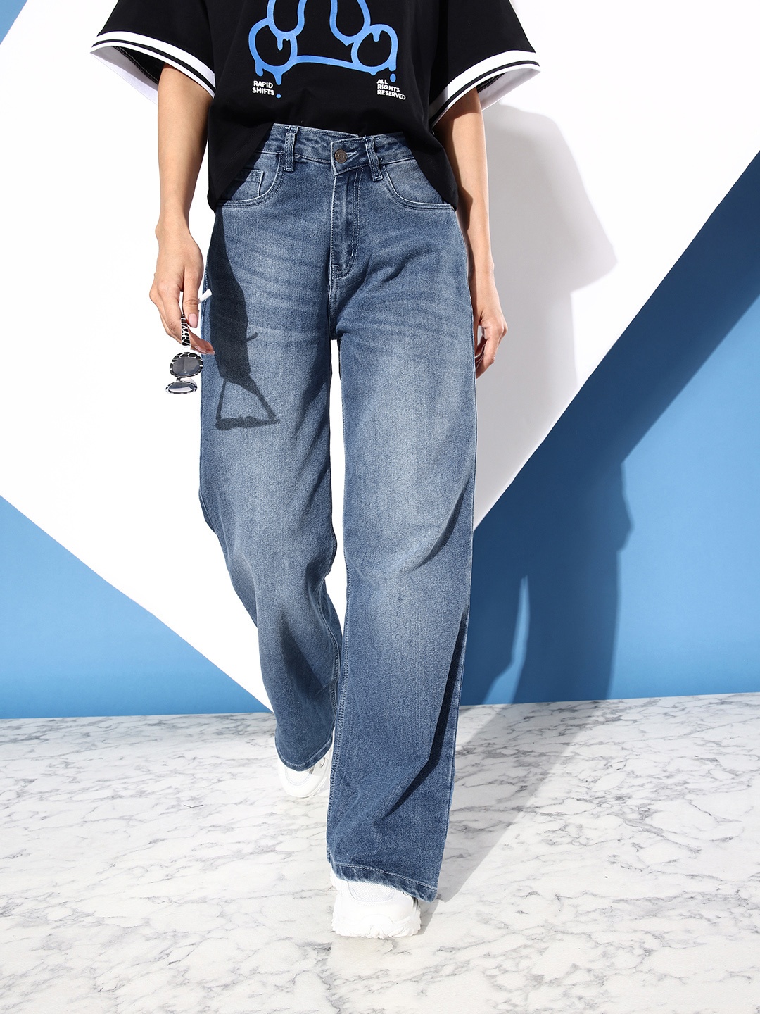 Harvard Women Clean Blue Mid-Rise Romance Ramble-Wide legs & Flared Stretchable Jeans
Harvard Women Clean Blue Mid-Rise Romance Ramble-Wide legs & Flared Stretchable Jeans