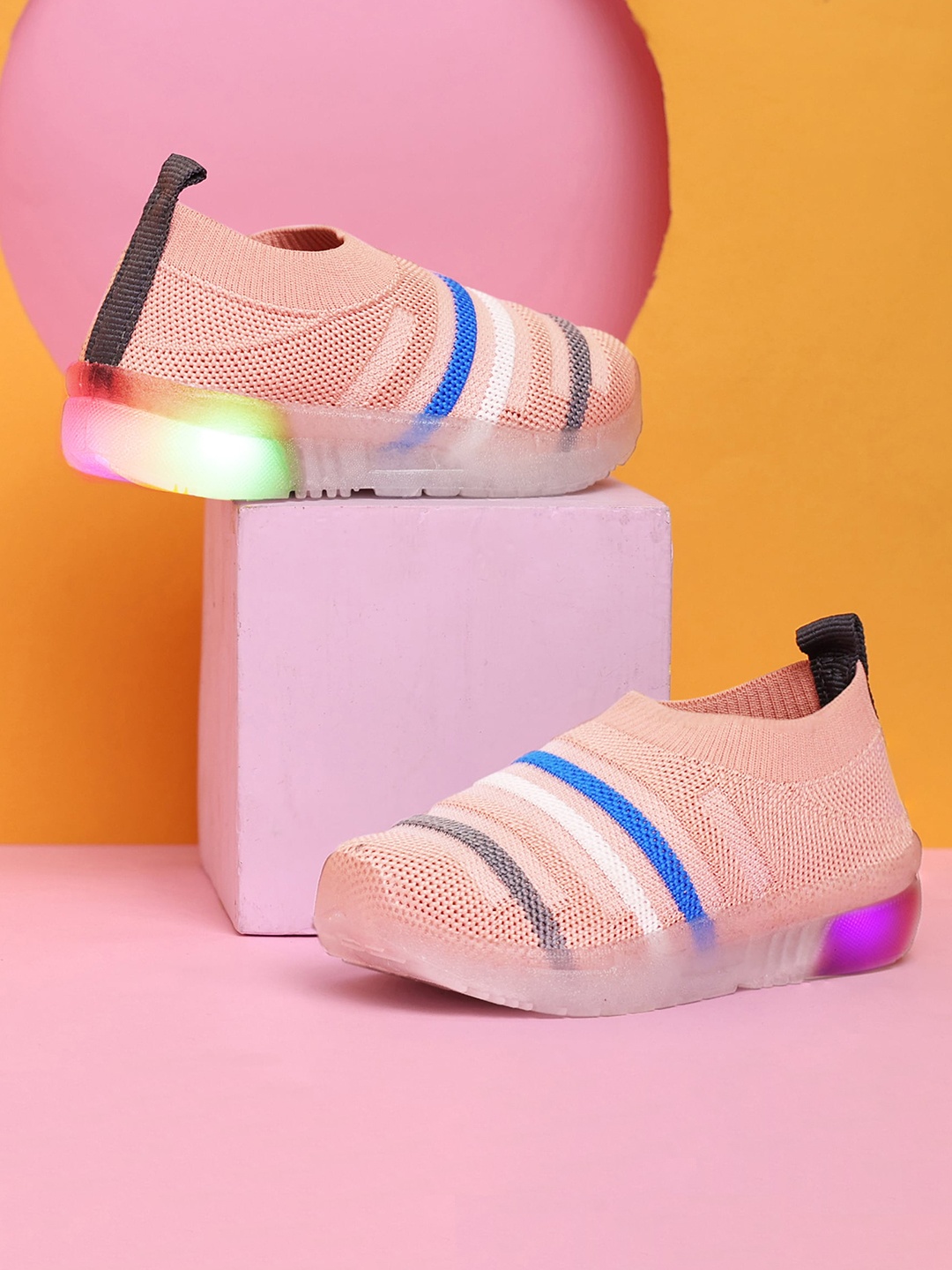 CHiU Kids Woven Design Comfort Insole Mesh Lightweight LED Contrast Sole Slip-On Sneakers, Peach
CHiU Kids Woven Design Comfort Insole Mesh Lightweight LED Contrast Sole Slip-On Sneakers, Peach