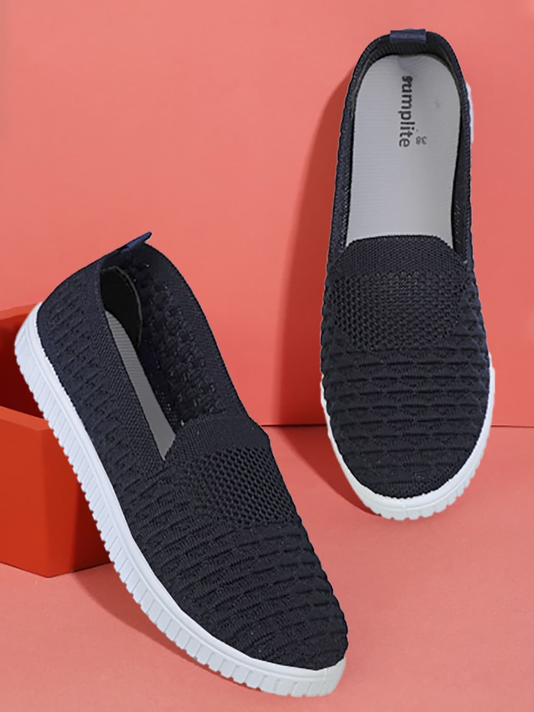 JUMPLITE Women Woven Design Padded Insole Fabric Contrast Sole Slip-On Sneakers, Grey
JUMPLITE Women Woven Design Padded Insole Fabric Contrast Sole Slip-On Sneakers, Grey