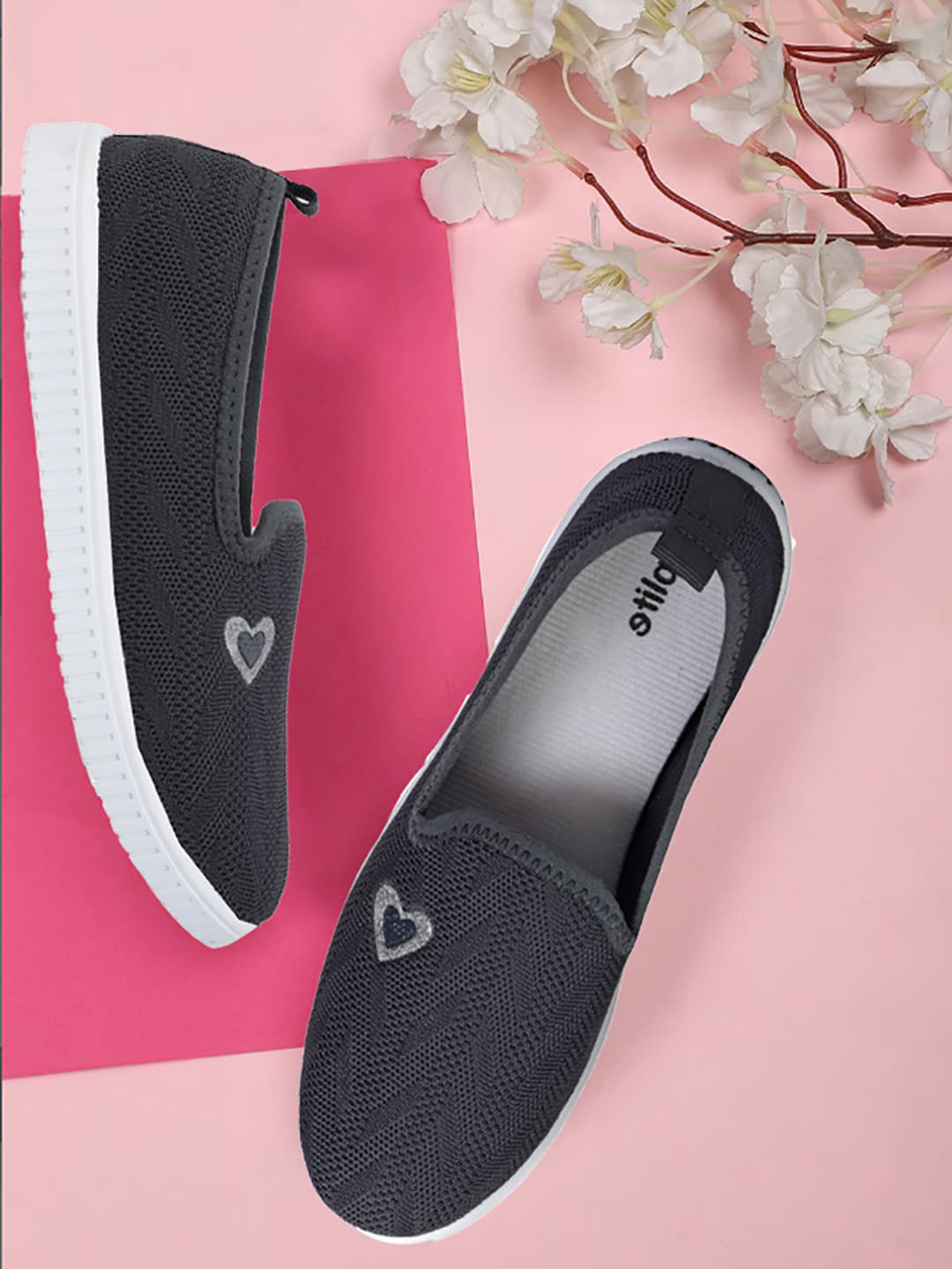 JUMPLITE Women Woven Design Slip On Sneakers, Grey
JUMPLITE Women Woven Design Slip On Sneakers, Grey