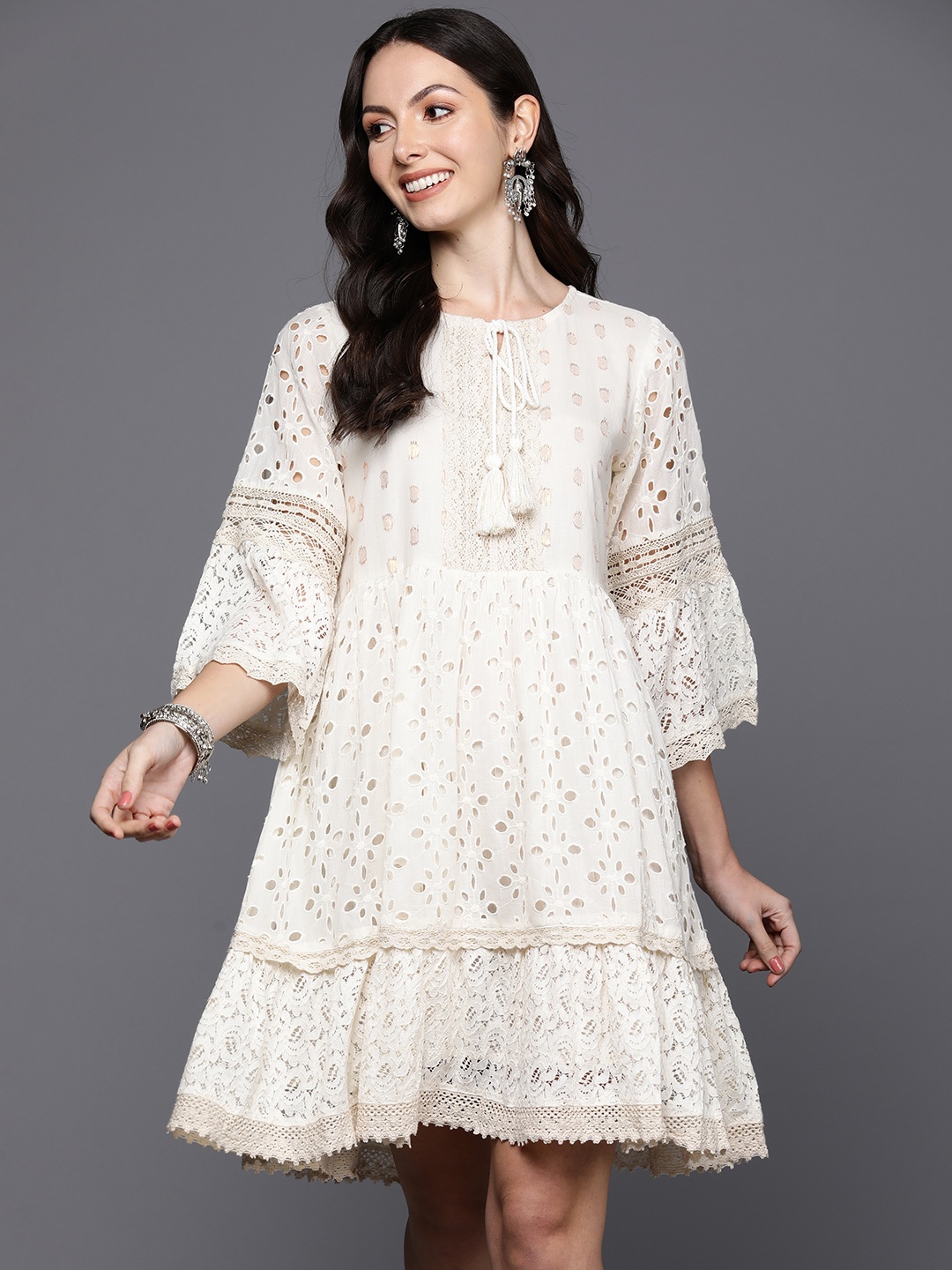 Indo Era Geometric Embroidered Lace Insert & Schiffli Detail A-Line Dress, Off white
Indo Era Geometric Embroidered Lace Insert & Schiffli Detail A-Line Dress, Off white