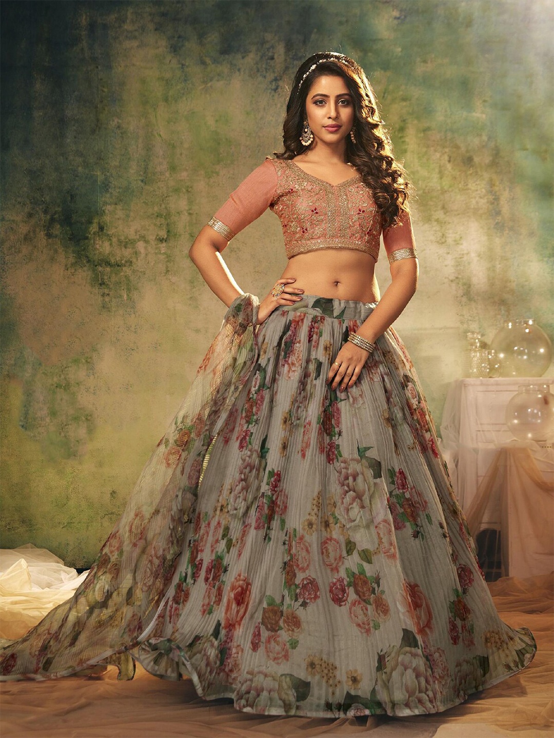 ODETTE Embroidered Thread Work Zari Semi-Stitched Lehenga & Unstitched Blouse With Dupatta, Grey
ODETTE Embroidered Thread Work Zari Semi-Stitched Lehenga & Unstitched Blouse With Dupatta, Grey