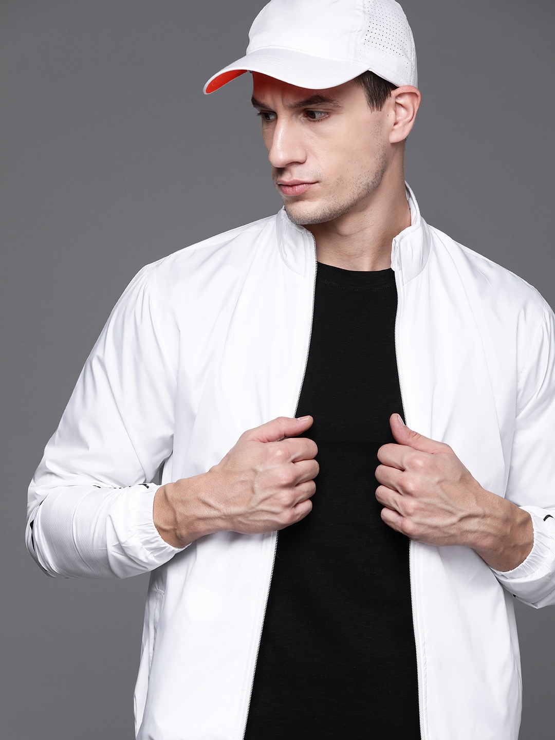 HRX by Hrithik Roshan Rapid-Dry & ANti-Microbial Finish Typography Printed Tailored Jacket, White
HRX by Hrithik Roshan Rapid-Dry & ANti-Microbial Finish Typography Printed Tailored Jacket, White