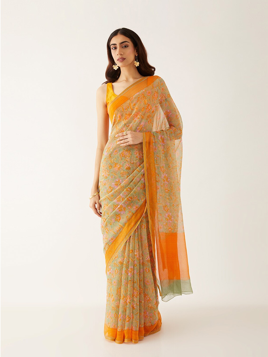 Taneira Floral Printed Saree, Green