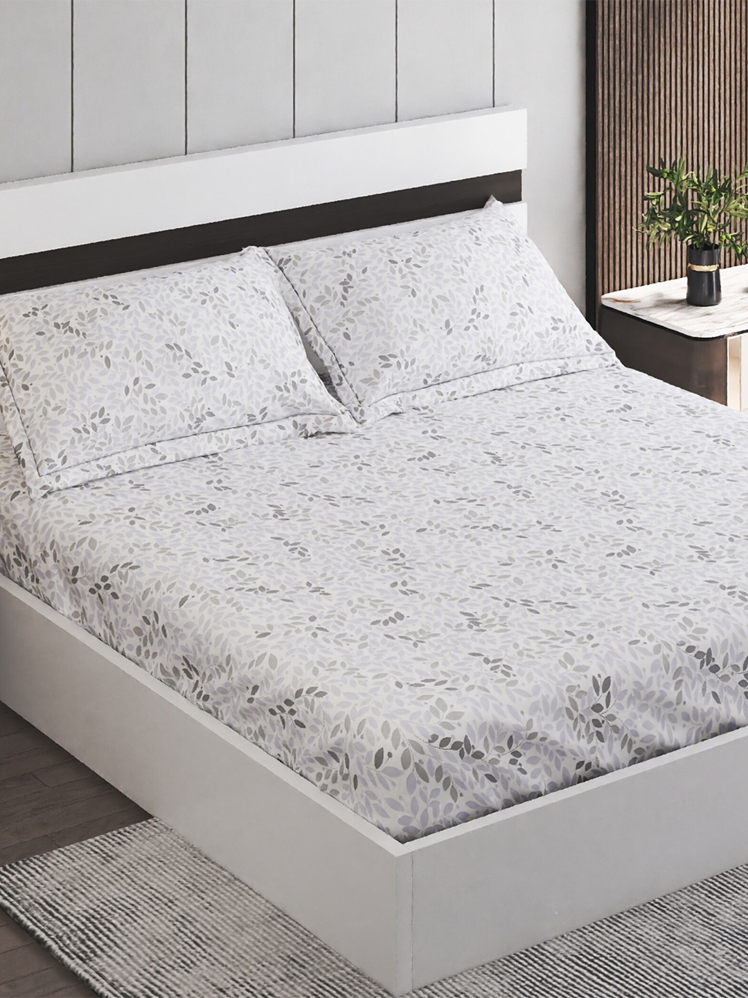 Home Centre Grandeur White & Grey Floral 300 TC Cotton King Bedsheet With 2 Pillow Covers
Home Centre Grandeur White & Grey Floral 300 TC Cotton King Bedsheet With 2 Pillow Covers