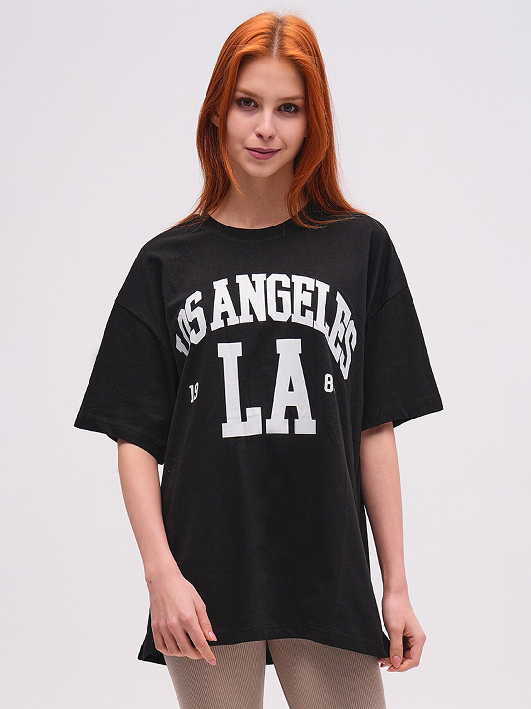 PRET A TUER Typography Printed Drop-Shoulder Sleeves Pure Cotton Loose T-shirt, Black
PRET A TUER Typography Printed Drop-Shoulder Sleeves Pure Cotton Loose T-shirt, Black