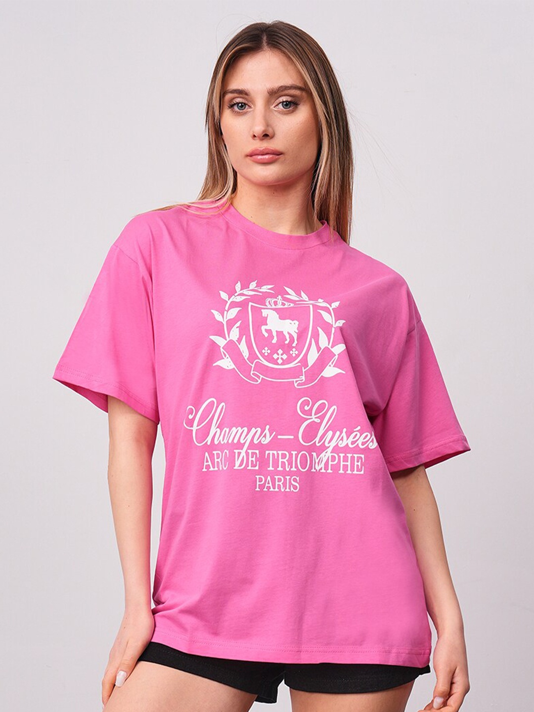 PRET A TUER Champ Elysees Printed Drop Shoulder Sleeves Oversized Pure Cotton T-shirt, Fuchsia
PRET A TUER Champ Elysees Printed Drop Shoulder Sleeves Oversized Pure Cotton T-shirt, Fuchsia