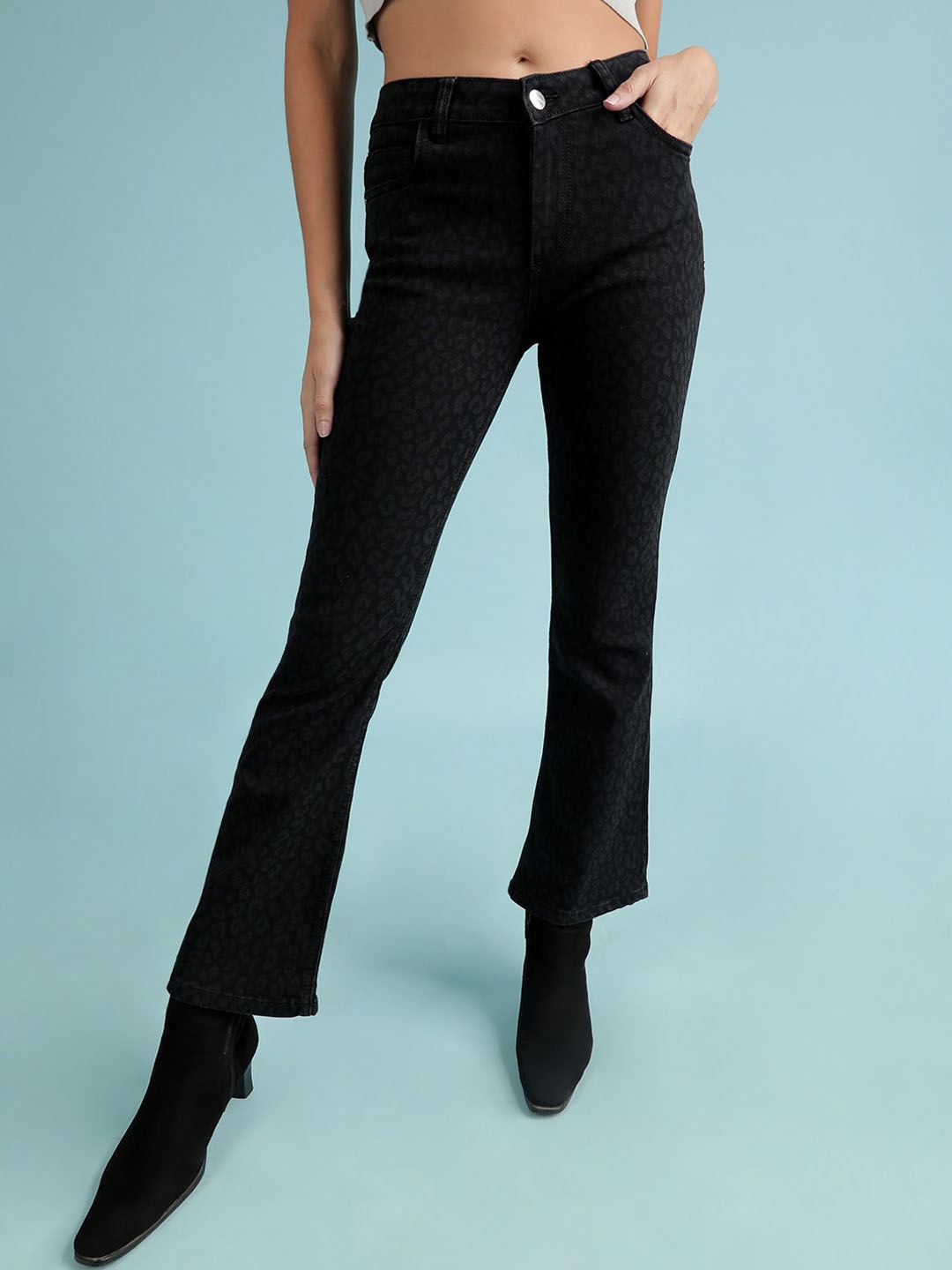 Freehand by The Indian Garage Co Women Black Bootcut High-Rise Animal Printed Stretchable Jeans
Freehand by The Indian Garage Co Women Black Bootcut High-Rise Animal Printed Stretchable Jeans