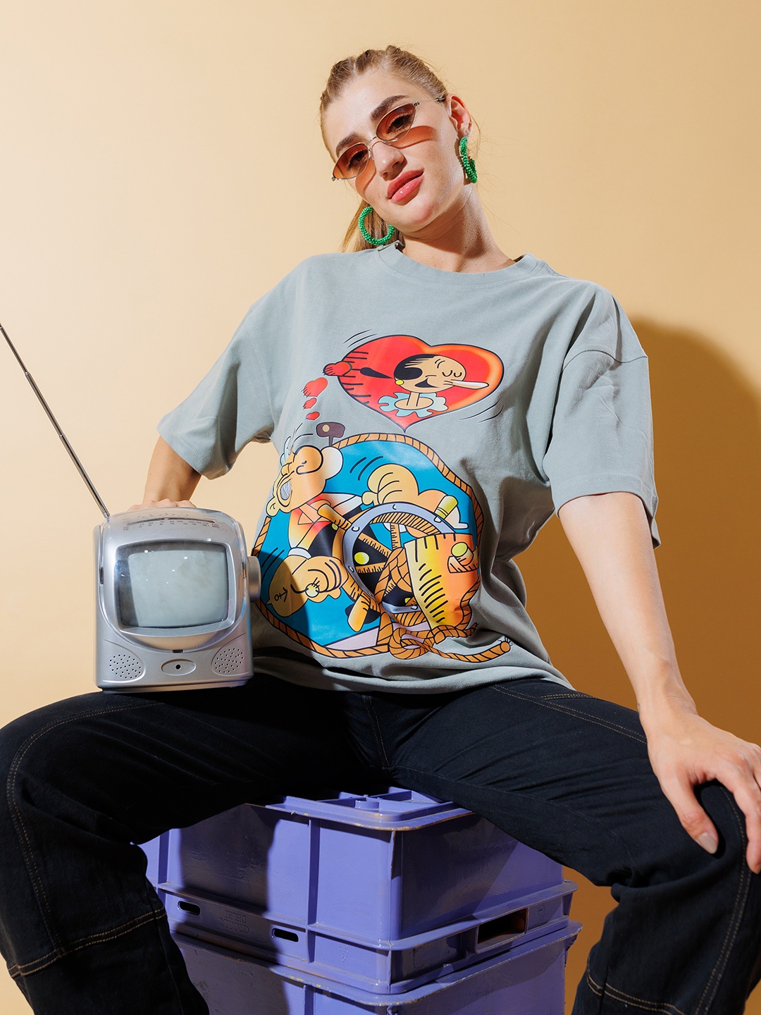 Stylecast X Hersheinbox Pure Cotton Popeye Printed Drop-Shoulder Sleeves Casual T-shirt, Grey
Stylecast X Hersheinbox Pure Cotton Popeye Printed Drop-Shoulder Sleeves Casual T-shirt, Grey
