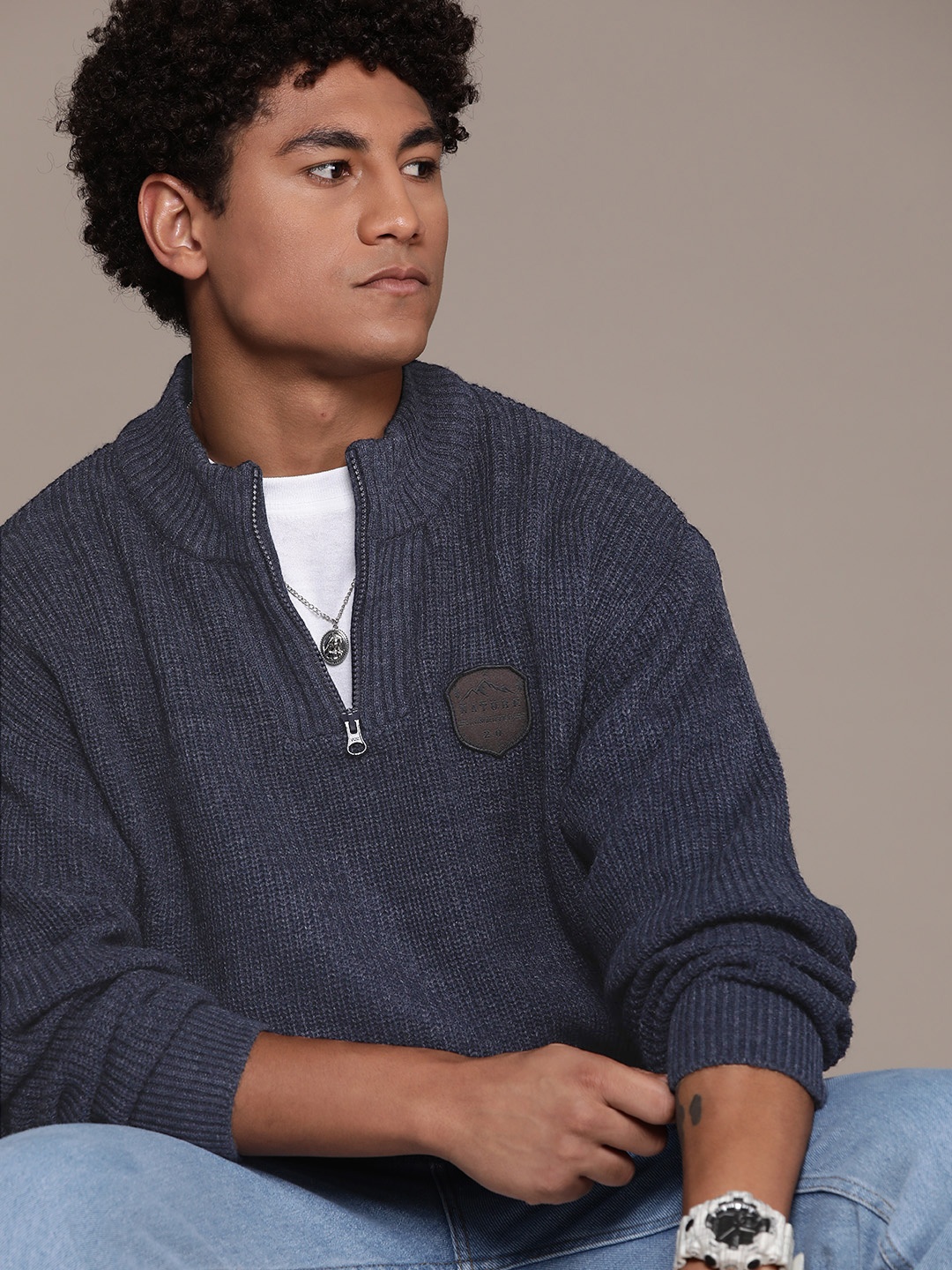 The Roadster Lifestyle Co. Solid Applique Detail Drop-Shoulder Sleeves Acrylic Pullover, Navy blue
The Roadster Lifestyle Co. Solid Applique Detail Drop-Shoulder Sleeves Acrylic Pullover, Navy blue
