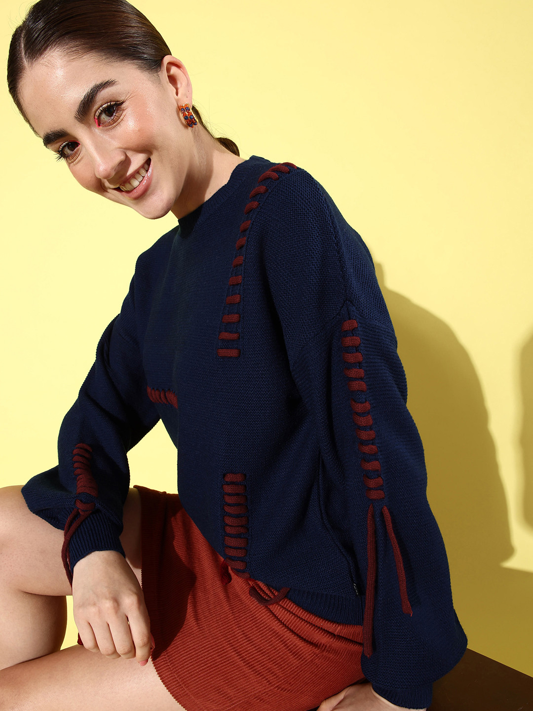 The Roadster Life Co. Self Design Pullover, Navy blue 
The Roadster Life Co. Self Design Pullover, Navy blue