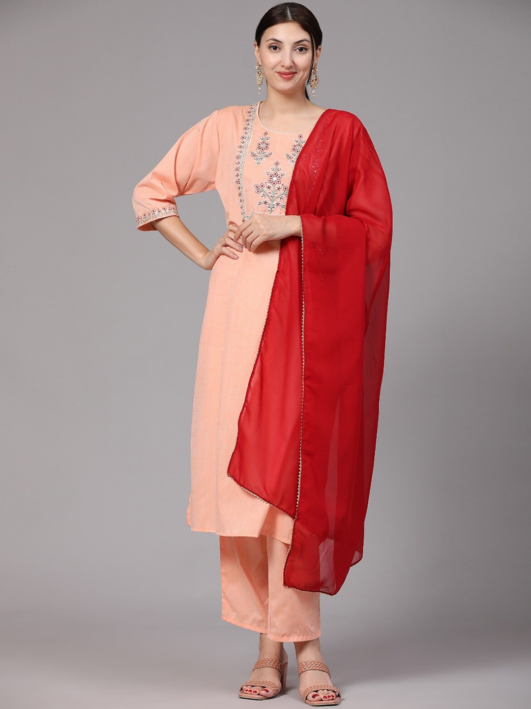 V TRADITION Floral Yoke Design Thread Work Kurta With Trousers & Dupatta, Peach
V TRADITION Floral Yoke Design Thread Work Kurta With Trousers & Dupatta, Peach