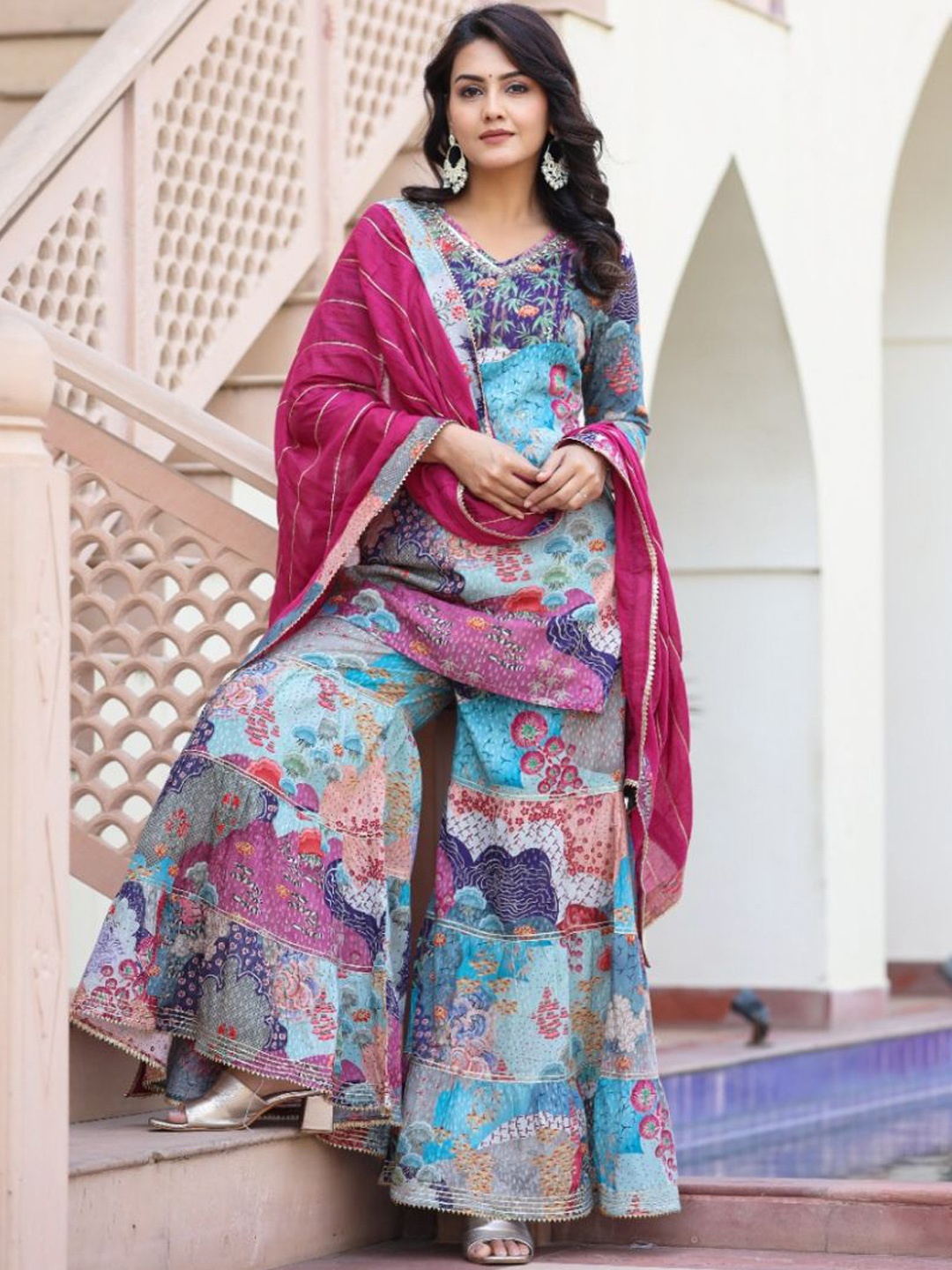 ZARI Ethnic Motifs Printed V-Neck Sequinned Kurti with Sharara & Dupatta, Turquoise blue
ZARI Ethnic Motifs Printed V-Neck Sequinned Kurti with Sharara & Dupatta, Turquoise blue