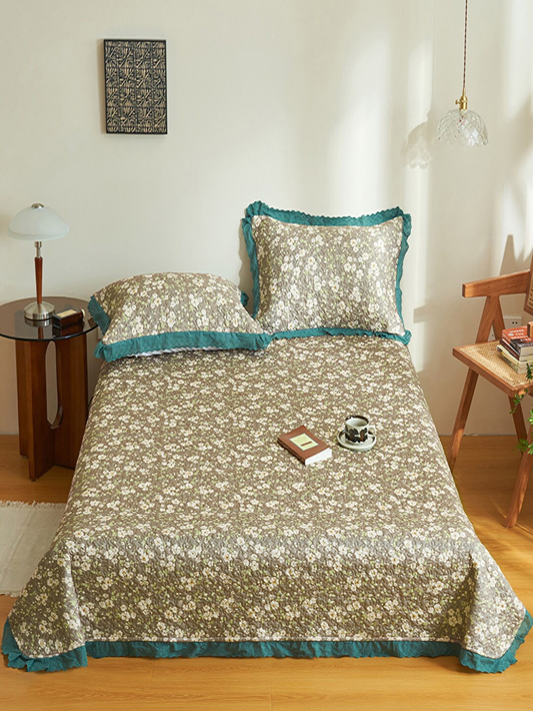 JC Collection Brown & Yellow Floral Printed 162 TC King Bed Cover With 2 Pillow Covers
JC Collection Brown & Yellow Floral Printed 162 TC King Bed Cover With 2 Pillow Covers
