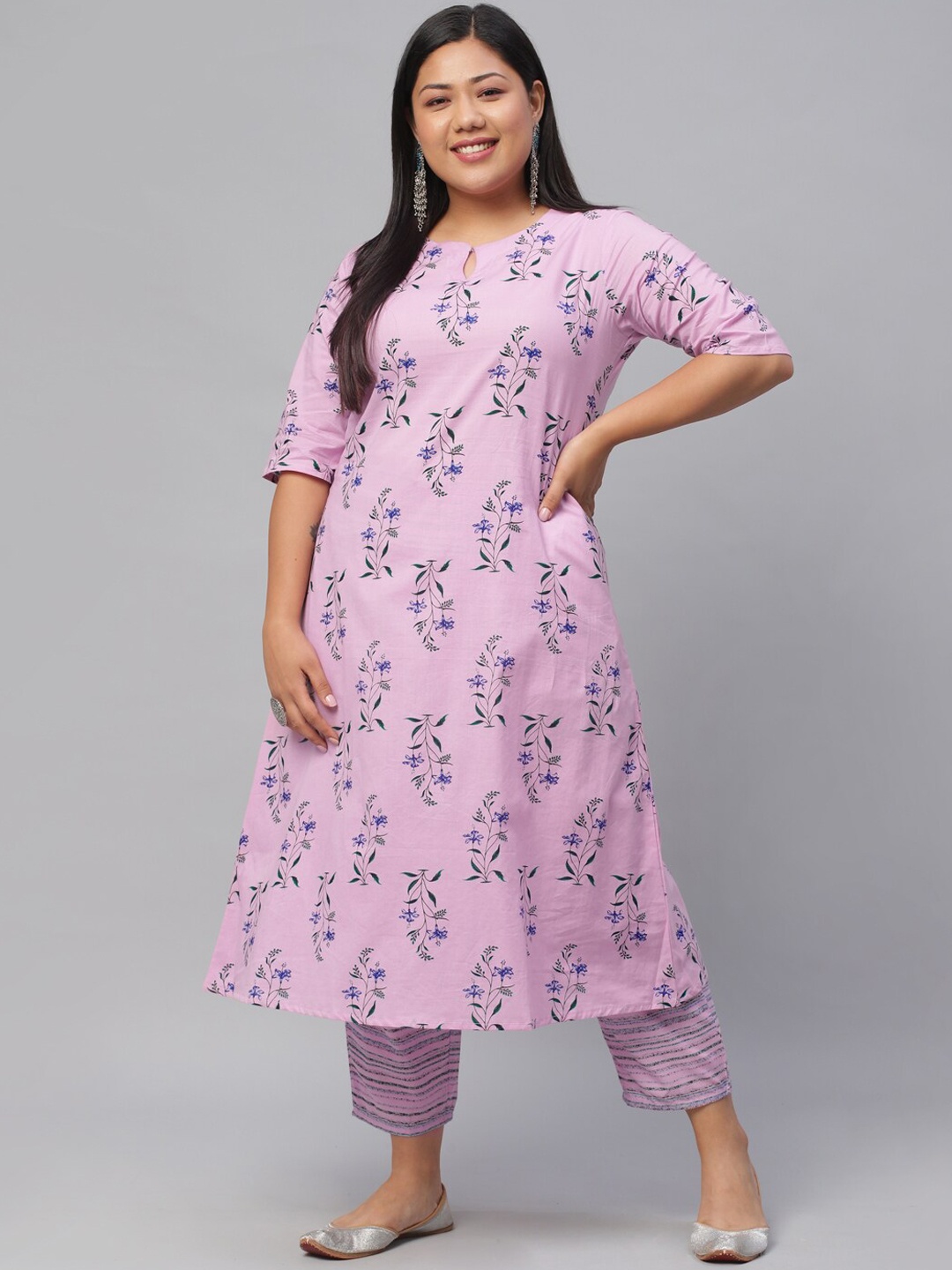 EXTRA LOVE BY LIBAS Plus Size Floral Printed Keyhole Neck Pure Cotton Kurta with Trousers, Lavender
EXTRA LOVE BY LIBAS Plus Size Floral Printed Keyhole Neck Pure Cotton Kurta with Trousers, Lavender