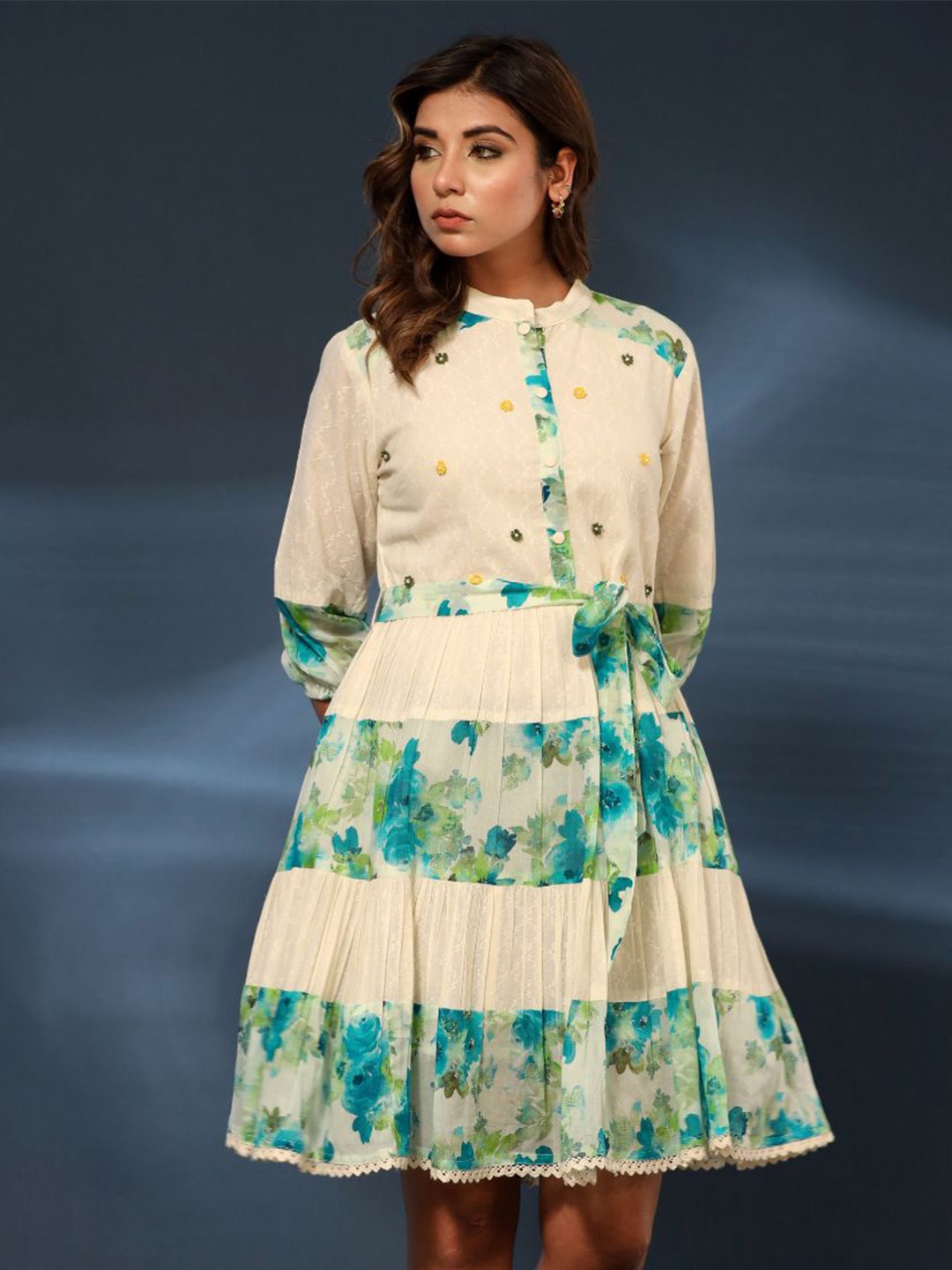 Zolo Label Floral Printed Puff Sleeve Tiered Cotton Fit & Flare Dress With Belt, Cream
Zolo Label Floral Printed Puff Sleeve Tiered Cotton Fit & Flare Dress With Belt, Cream