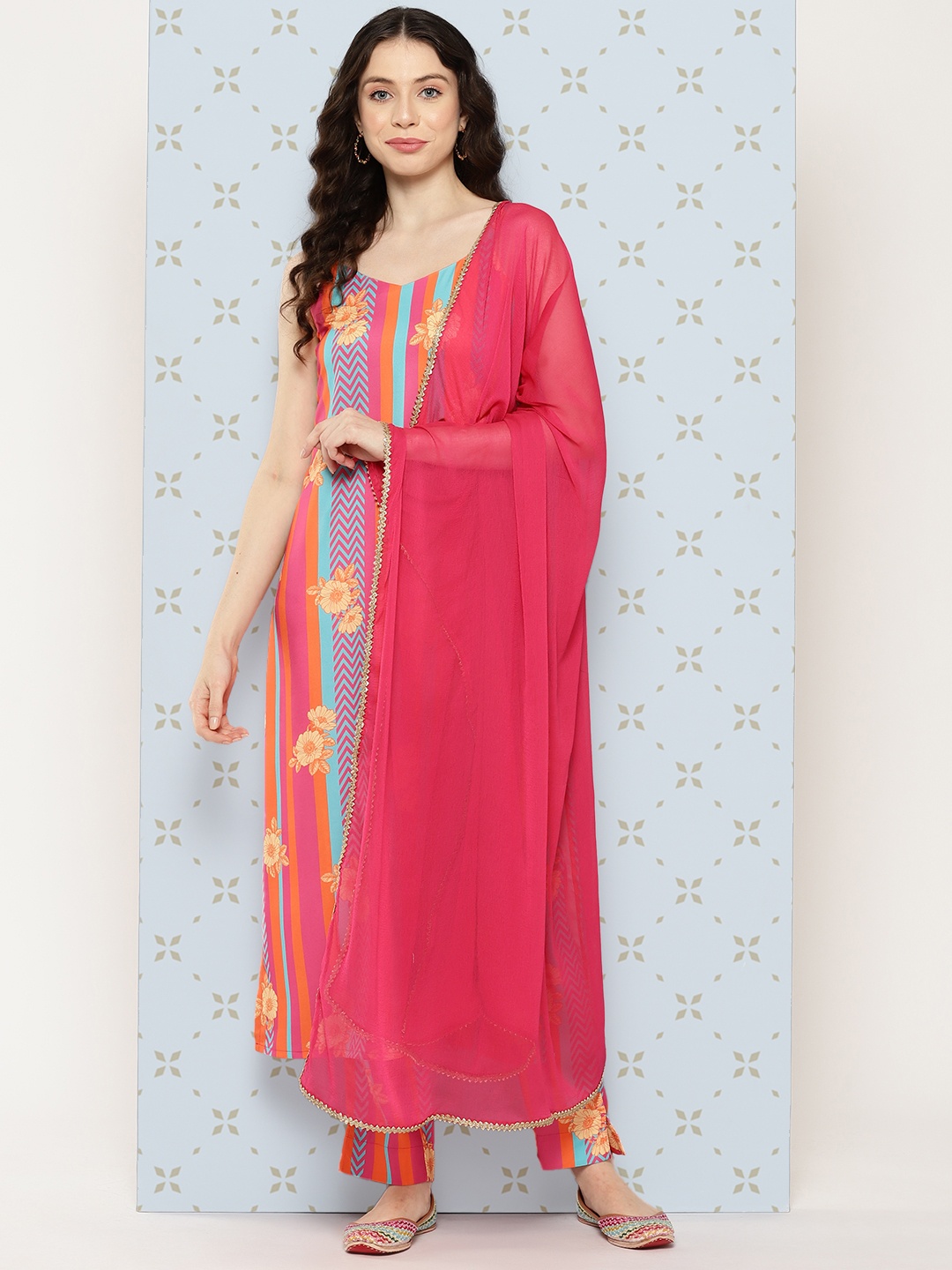 Janasya Women Floral Printed Regular Gotta Patti Kurta with Trousers & Dupatta, Pink
Janasya Women Floral Printed Regular Gotta Patti Kurta with Trousers & Dupatta, Pink