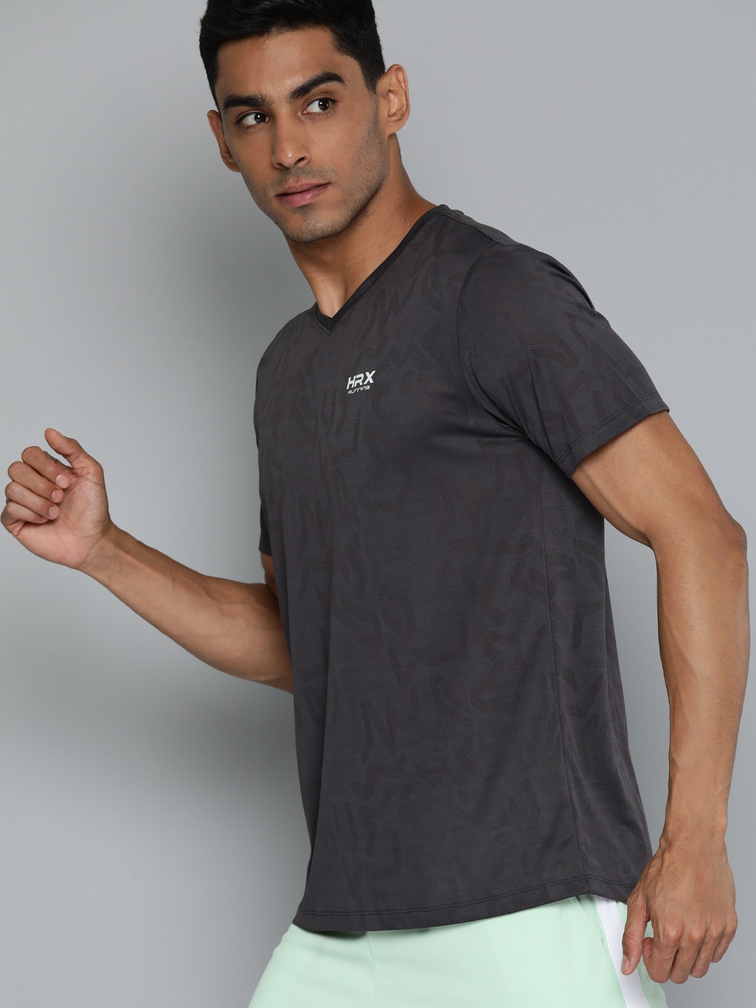 HRX by Hrithik Roshan Men Brand Logo Printed V-Neck Rapid-Dry Sports T-shirt, Charcoal
HRX by Hrithik Roshan Men Brand Logo Printed V-Neck Rapid-Dry Sports T-shirt, Charcoal