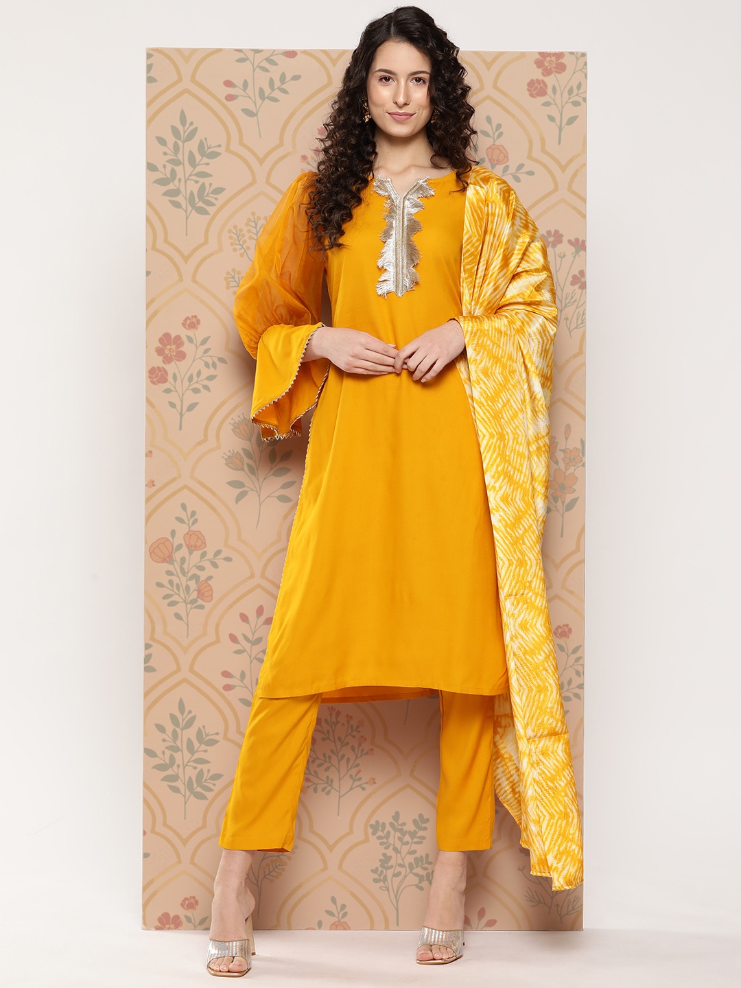 InWeave Gotta Patti & Tasselled Detail Straight Kurta with Trousers & Dupatta, Yellow
InWeave Gotta Patti & Tasselled Detail Straight Kurta with Trousers & Dupatta, Yellow