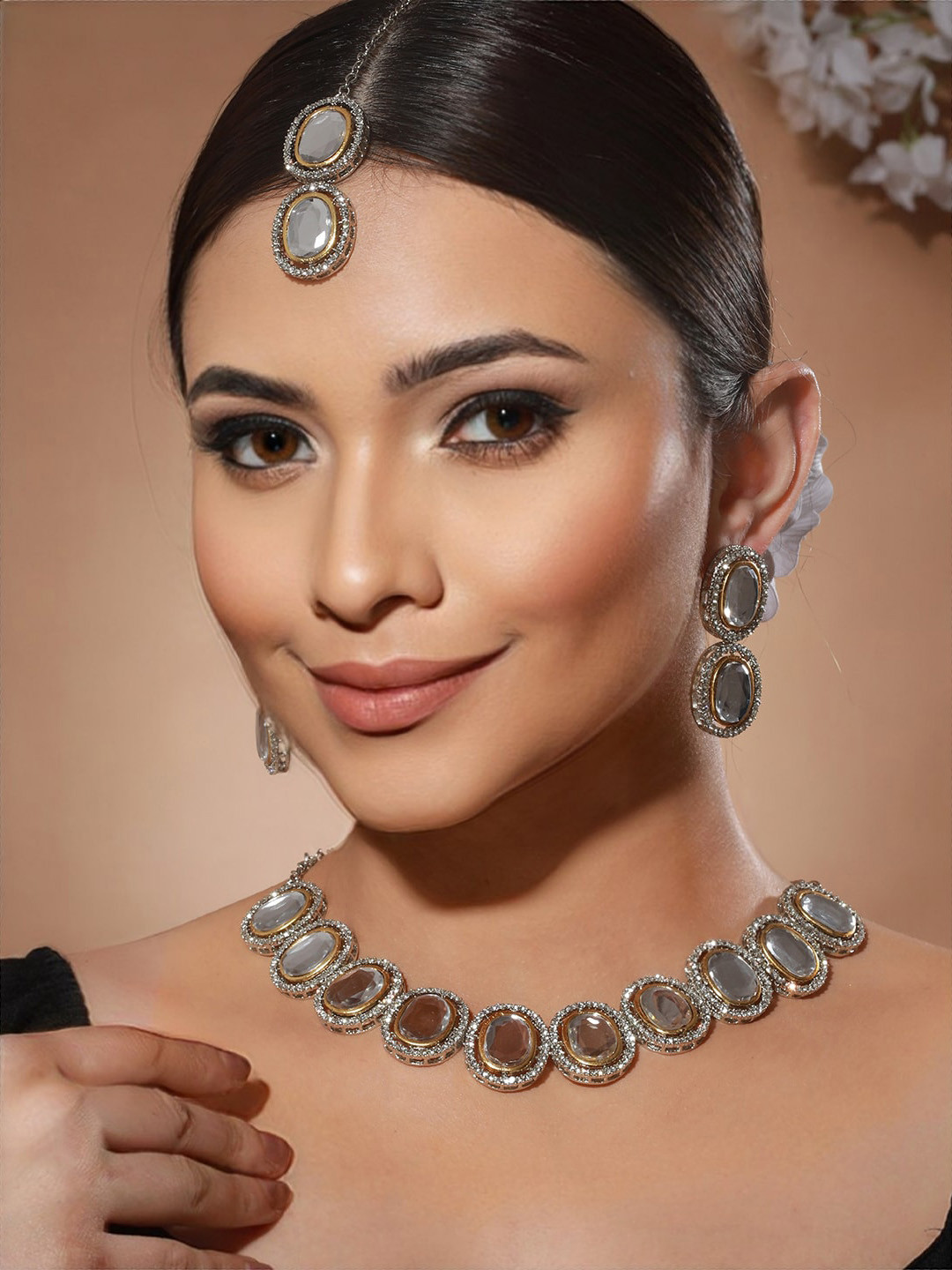 Priyaasi Silver-Plated AD Stone-Studded Jewellery Set With Maangtika, Rose gold
Priyaasi Silver-Plated AD Stone-Studded Jewellery Set With Maangtika, Rose gold