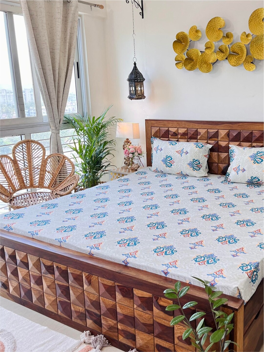 URBAN SPACE Divine White Ethnic Motifs 144 TC Cotton Queen Bedsheet & 2 Pillow Covers
URBAN SPACE Divine White Ethnic Motifs 144 TC Cotton Queen Bedsheet & 2 Pillow Covers