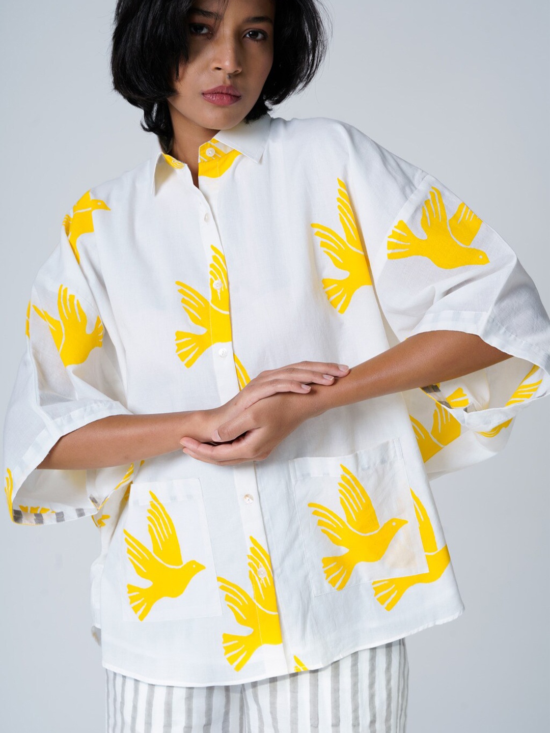 the kaatn trail Graphic Printed Drop-Shoulder Sleeves Boxy Fit Organic Cotton Shirt, Yellow
the kaatn trail Graphic Printed Drop-Shoulder Sleeves Boxy Fit Organic Cotton Shirt, Yellow
