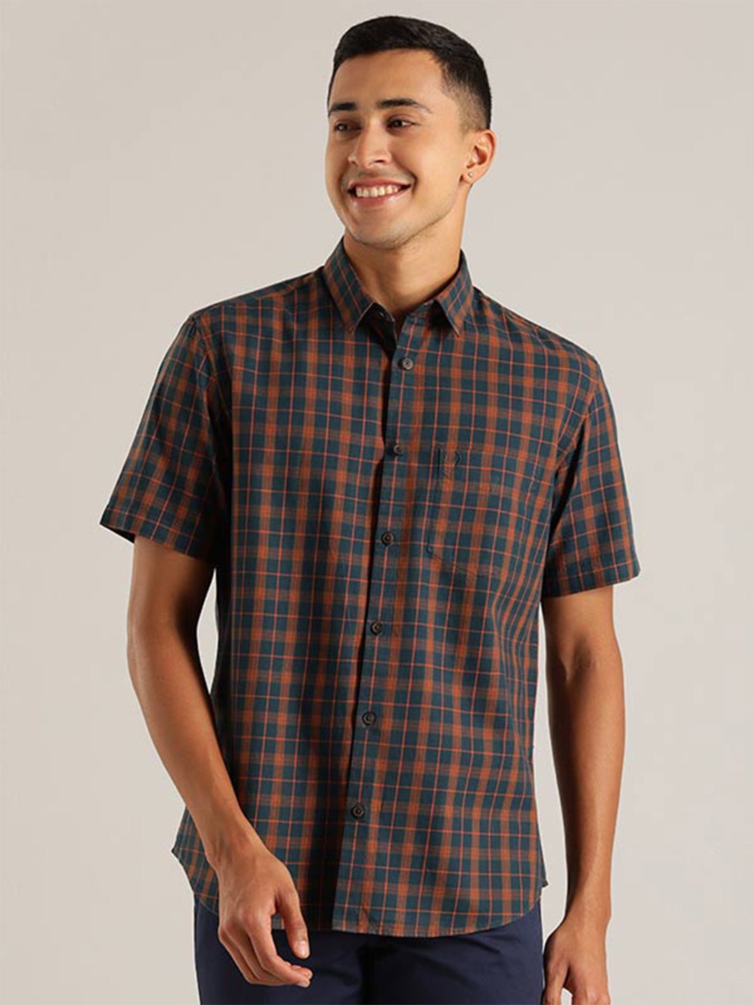 Indian Terrain Chiseled Slim Fit Tartan Checks Opaque Pure Cotton Casual Shirt, Green
Indian Terrain Chiseled Slim Fit Tartan Checks Opaque Pure Cotton Casual Shirt, Green