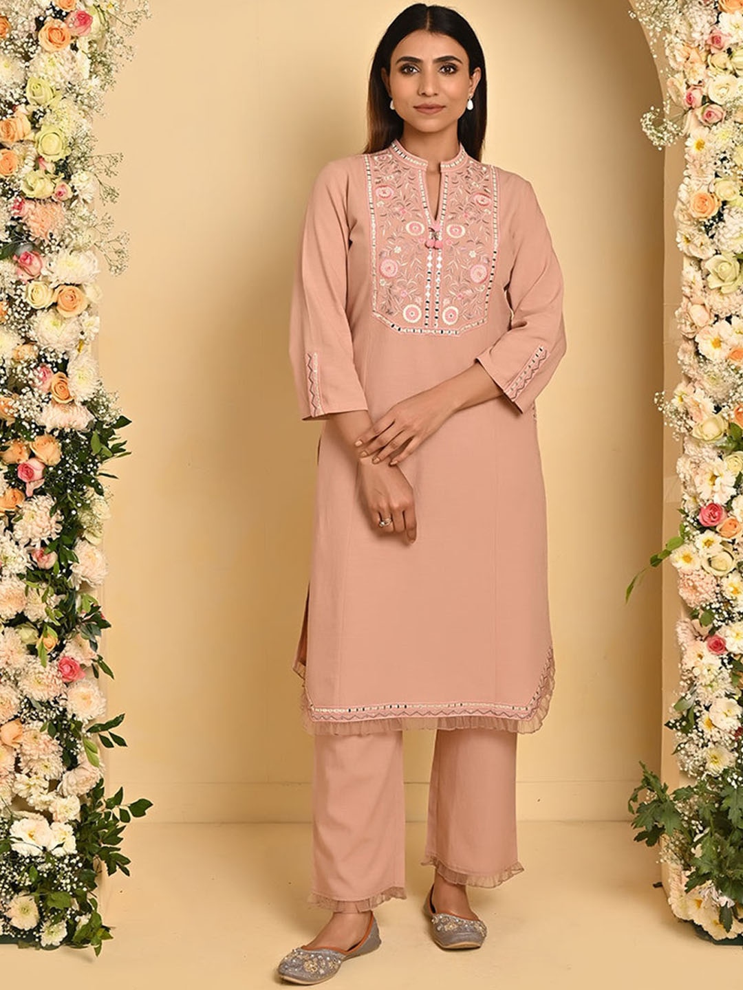 Lakshita Ethnic Motifs Embroidered Mirror Work Pure Cotton Kurta with Palazzos, Peach
Lakshita Ethnic Motifs Embroidered Mirror Work Pure Cotton Kurta with Palazzos, Peach
