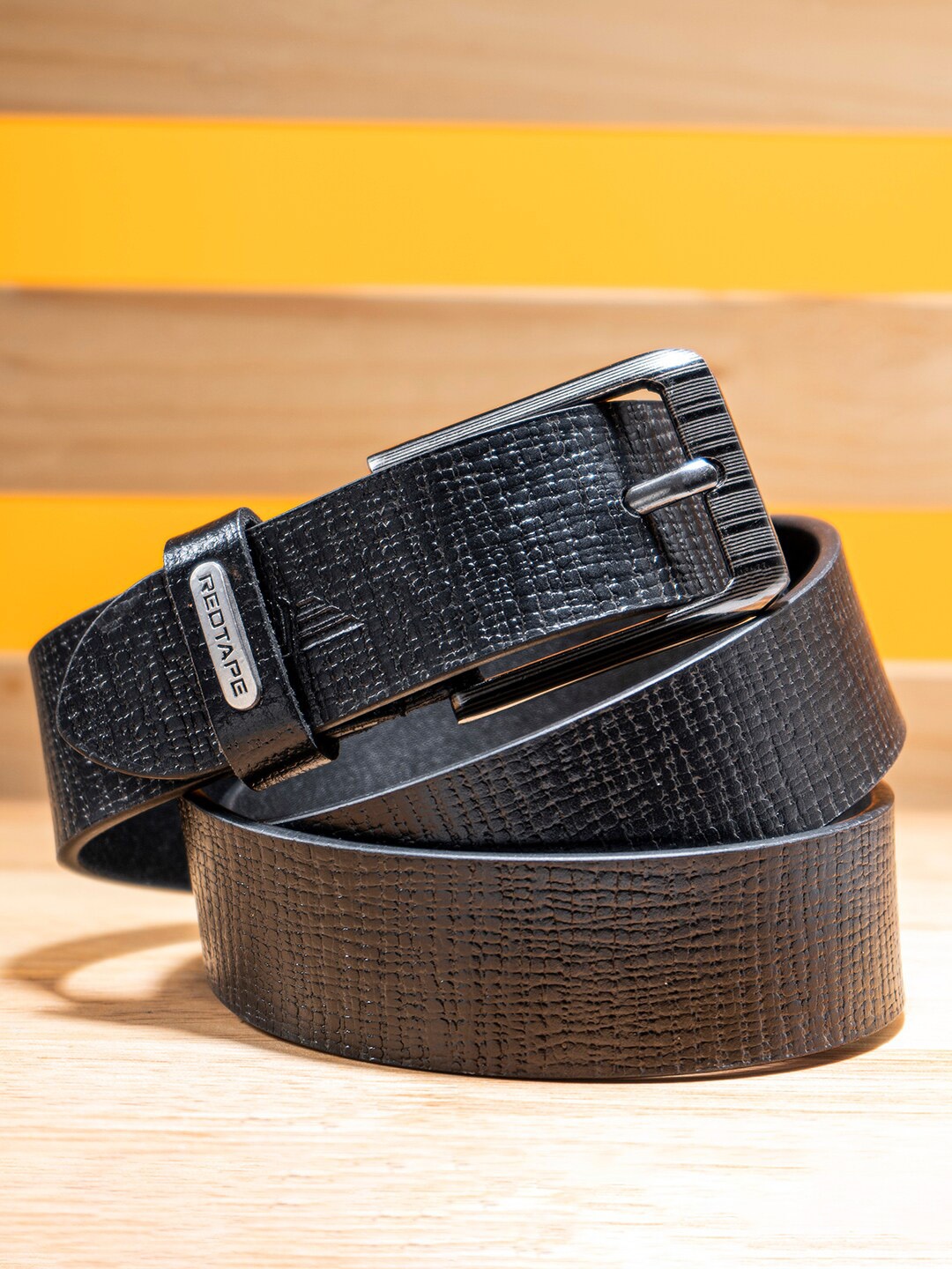 Red Tape Men Textured Leather Tang Belt, Black