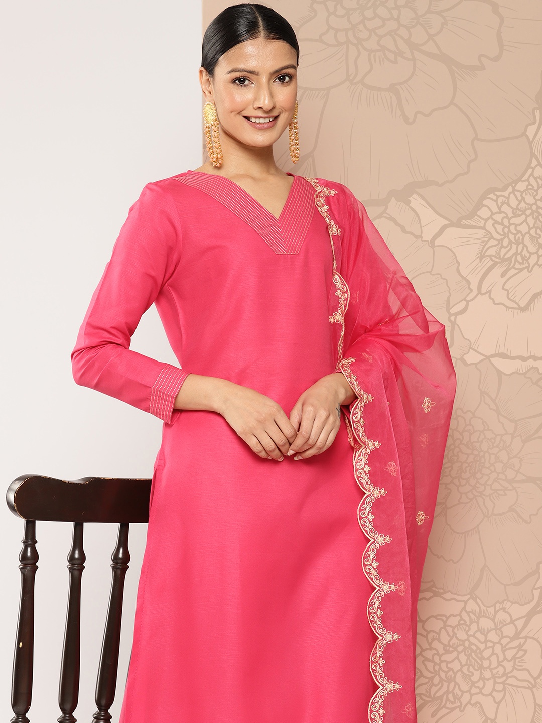 Yufta Women Embroidered Regular Thread Work Kurta with Trousers & With Dupatta, Pink
Yufta Women Embroidered Regular Thread Work Kurta with Trousers & With Dupatta, Pink