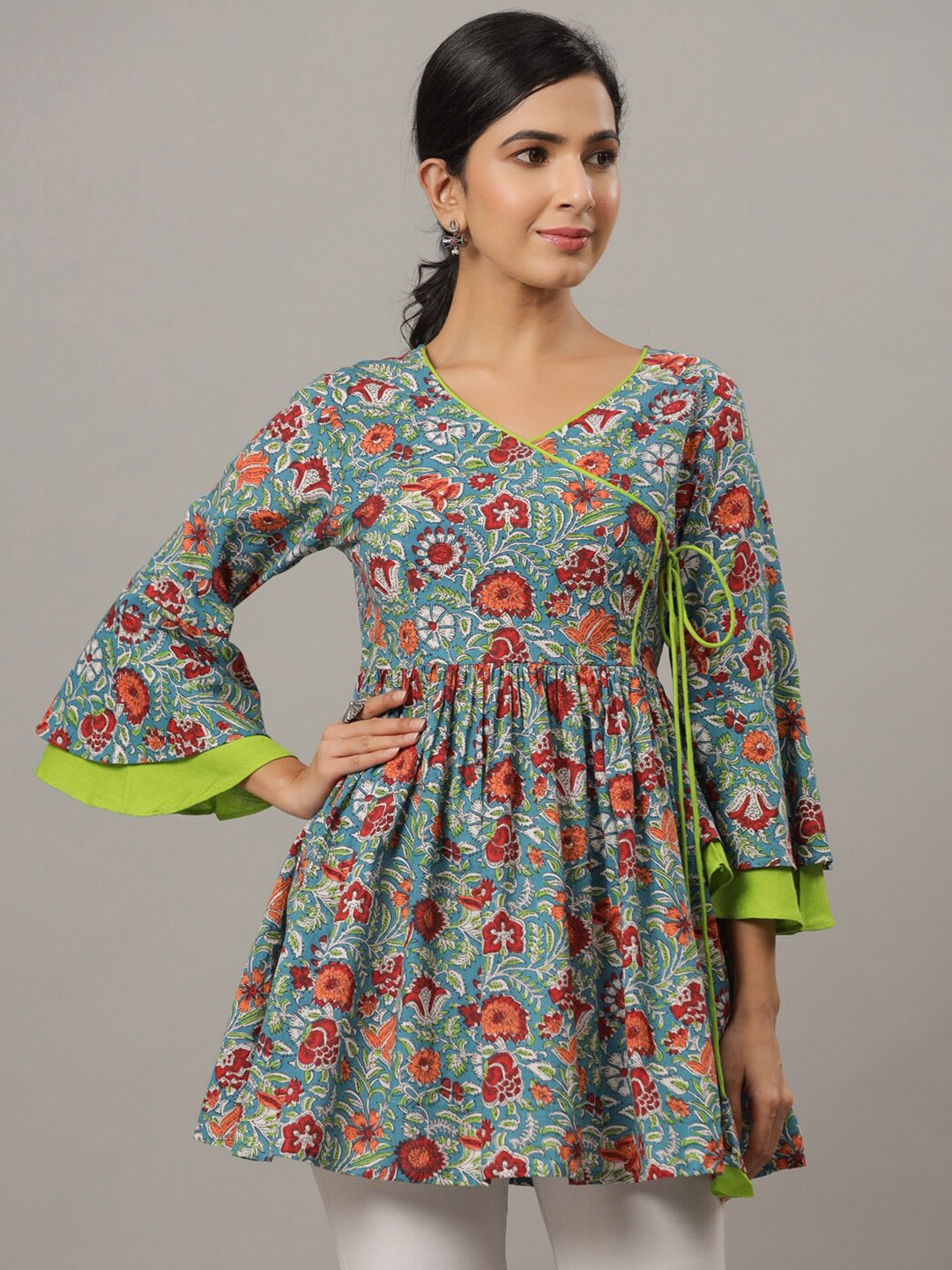 Indian Virasat Floral Printed Bell Sleeve Pure Cotton Longline Empire Top, Turquoise blue
Indian Virasat Floral Printed Bell Sleeve Pure Cotton Longline Empire Top, Turquoise blue
