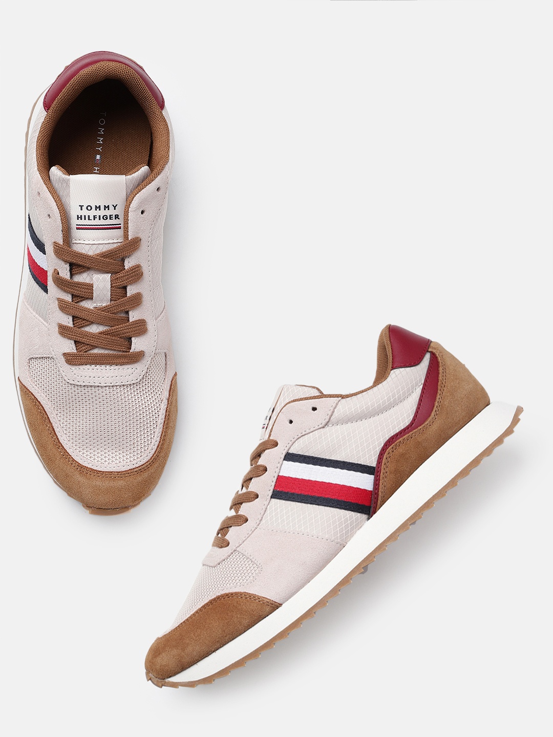 Tommy Hilfiger Men Colourblocked & Textured Sneakers With Striped Applique Detail, Beige
Tommy Hilfiger Men Colourblocked & Textured Sneakers With Striped Applique Detail, Beige