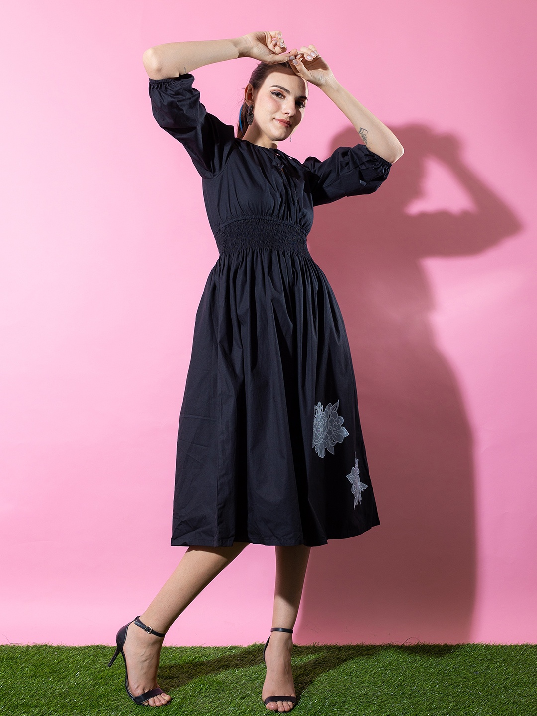 Stylecast X Hersheinbox Floral Print Tie-Up Neck Puff Sleeve Fit & Flare Midi Dress, Black
Stylecast X Hersheinbox Floral Print Tie-Up Neck Puff Sleeve Fit & Flare Midi Dress, Black