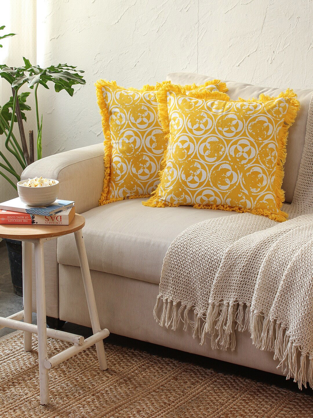 House This Jahadhoni Yellow 2 Pieces Ethnic Motifs Printed Cotton Square Cushion Covers
House This Jahadhoni Yellow 2 Pieces Ethnic Motifs Printed Cotton Square Cushion Covers