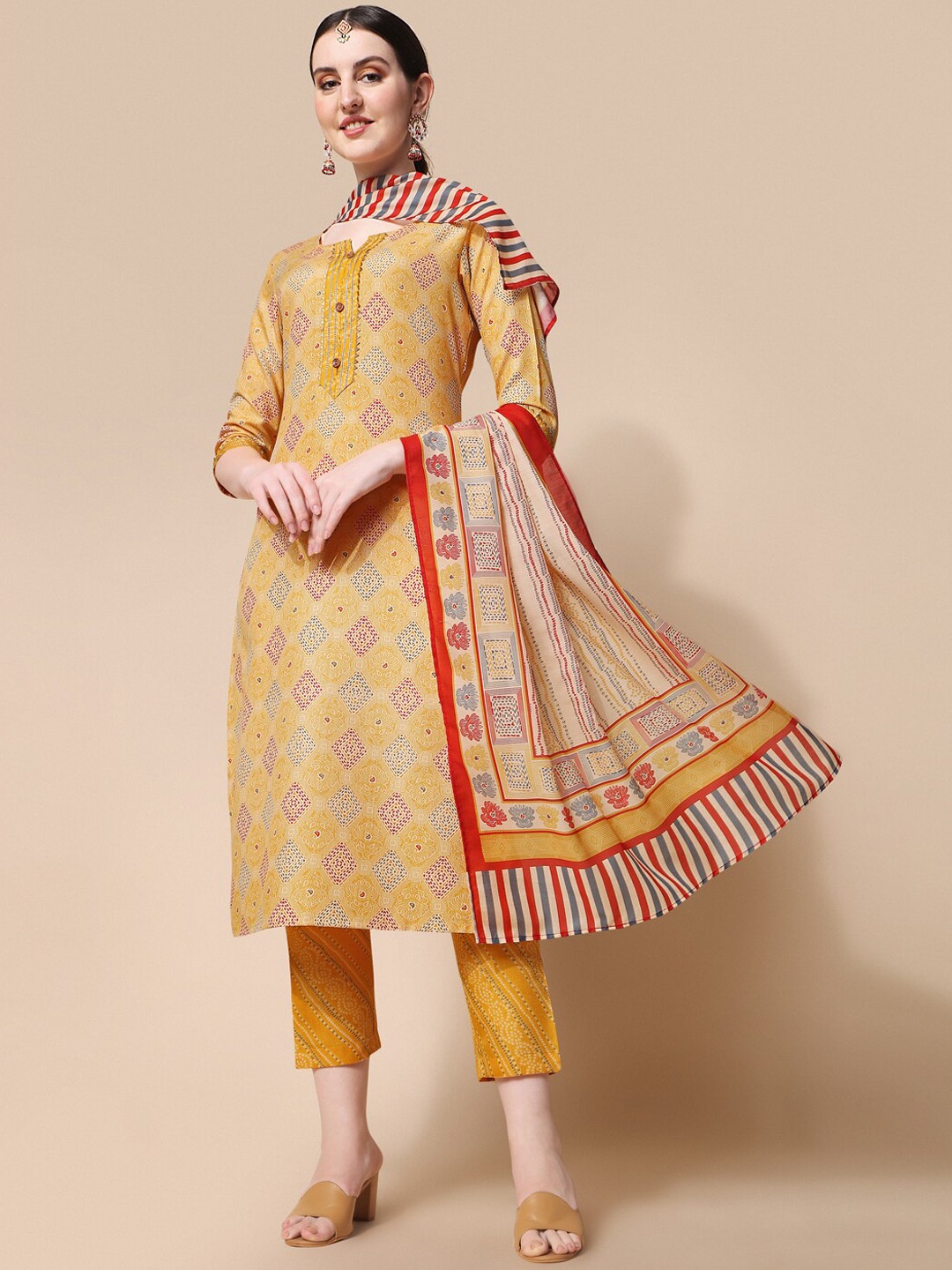 NAINVISH Ethnic Motifs Printed Regular Gotta Patti Kurta With Trousers & Dupatta, Yellow
NAINVISH Ethnic Motifs Printed Regular Gotta Patti Kurta With Trousers & Dupatta, Yellow
