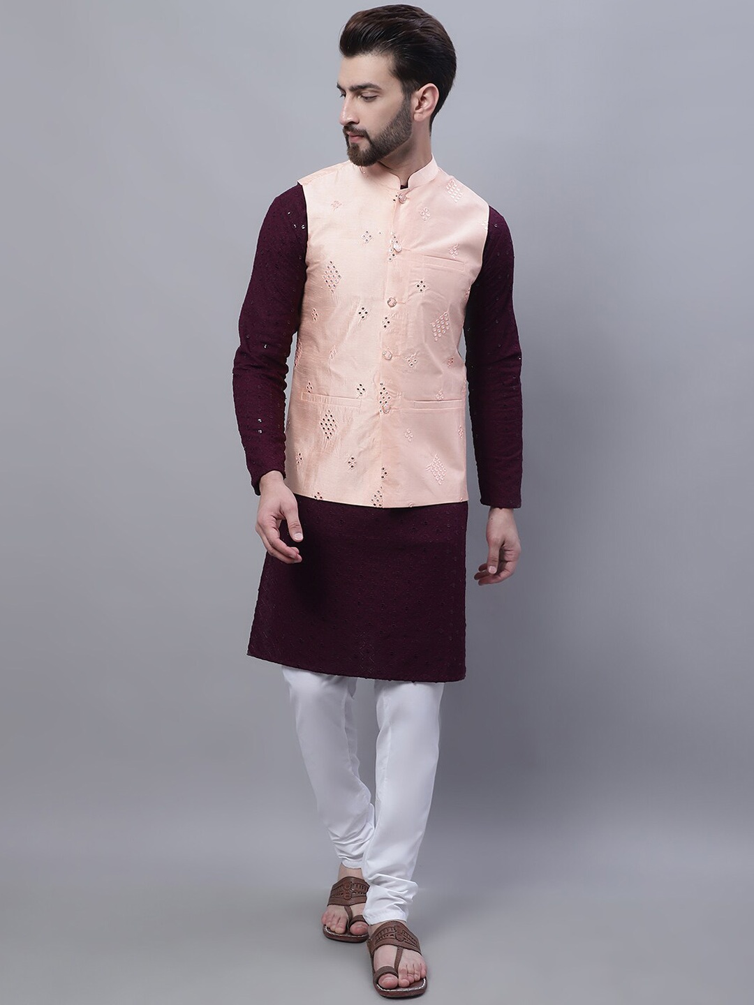 SOJANYA Embroidered Regular Pure Cotton Kurta With Pyjamas With Nehru Jacket, Purple
SOJANYA Embroidered Regular Pure Cotton Kurta With Pyjamas With Nehru Jacket, Purple