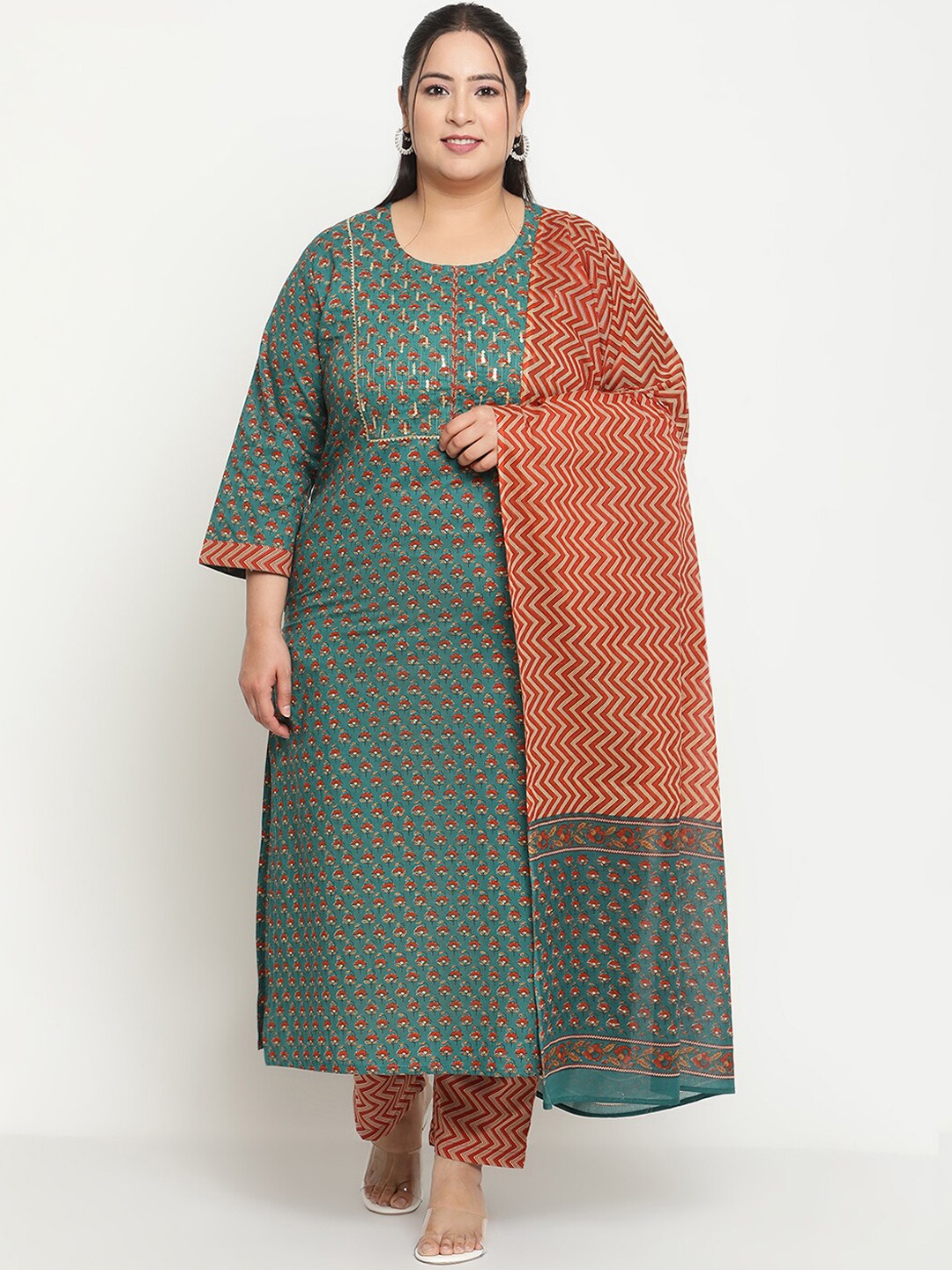 Sringam Floral Printed Regular Sequinned Pure Cotton Kurta With Trousers & With Dupatta, Green
Sringam Floral Printed Regular Sequinned Pure Cotton Kurta With Trousers & With Dupatta, Green
