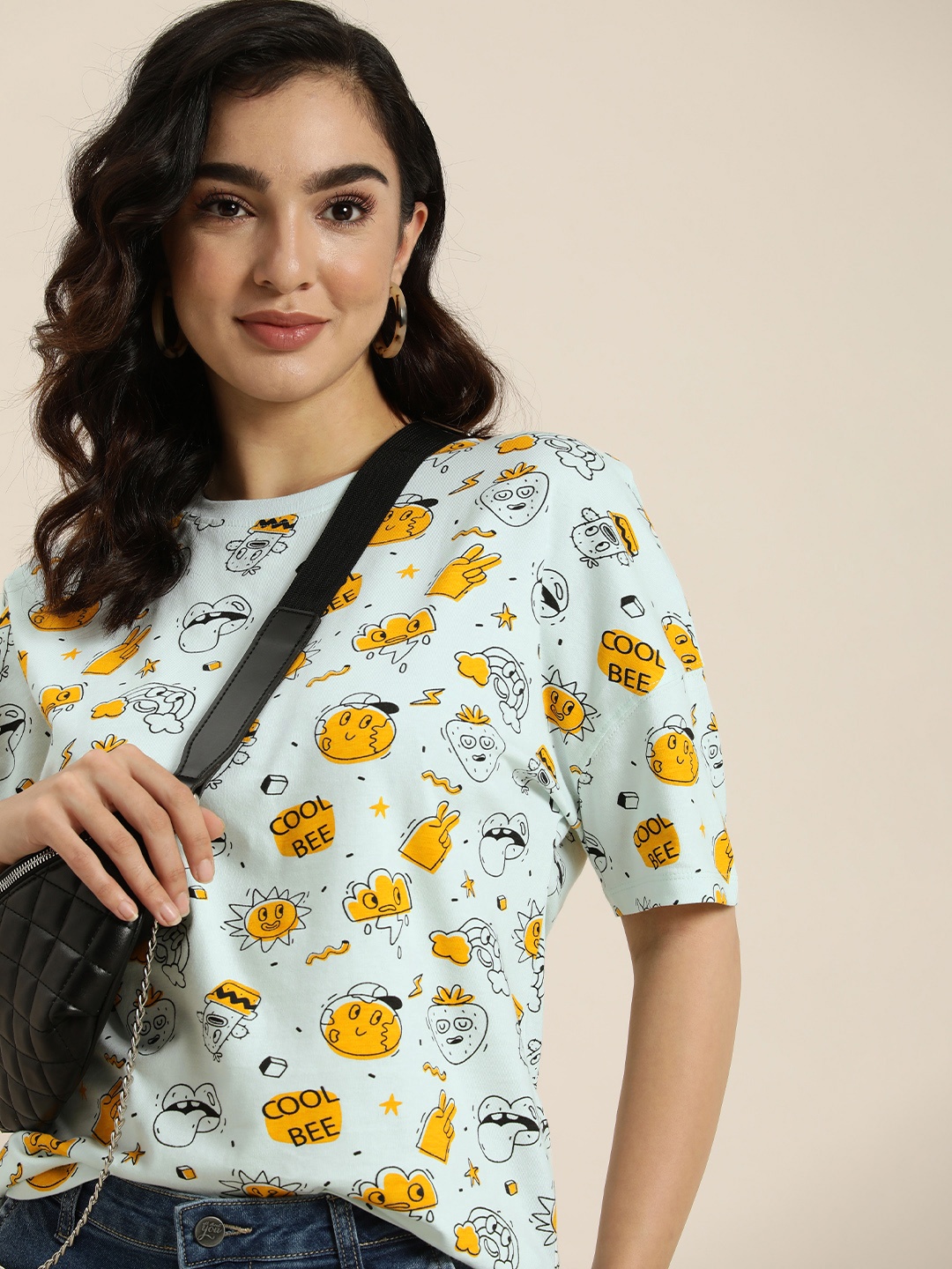 HERE&NOW Pure Cotton Conversational Printed Drop-Shoulder Sleeves Casual T-shirt, Green
HERE&NOW Pure Cotton Conversational Printed Drop-Shoulder Sleeves Casual T-shirt, Green