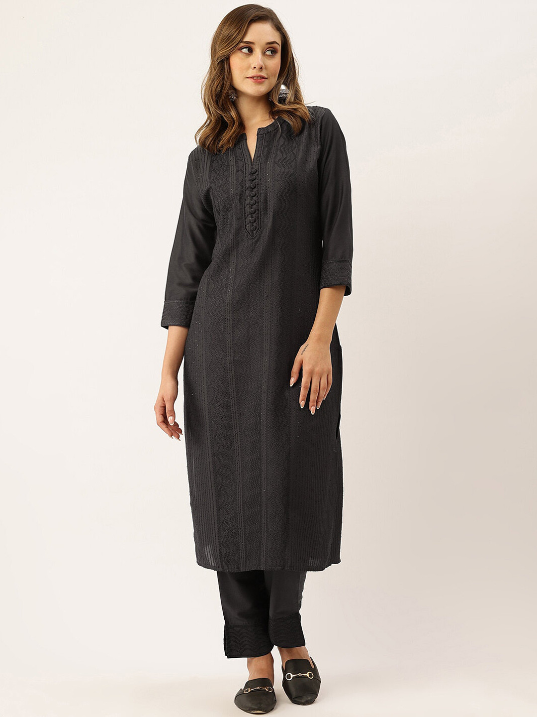 ZOLA Black Abstract Embroidered Thread Work Kurta with Trousers
ZOLA Black Abstract Embroidered Thread Work Kurta with Trousers