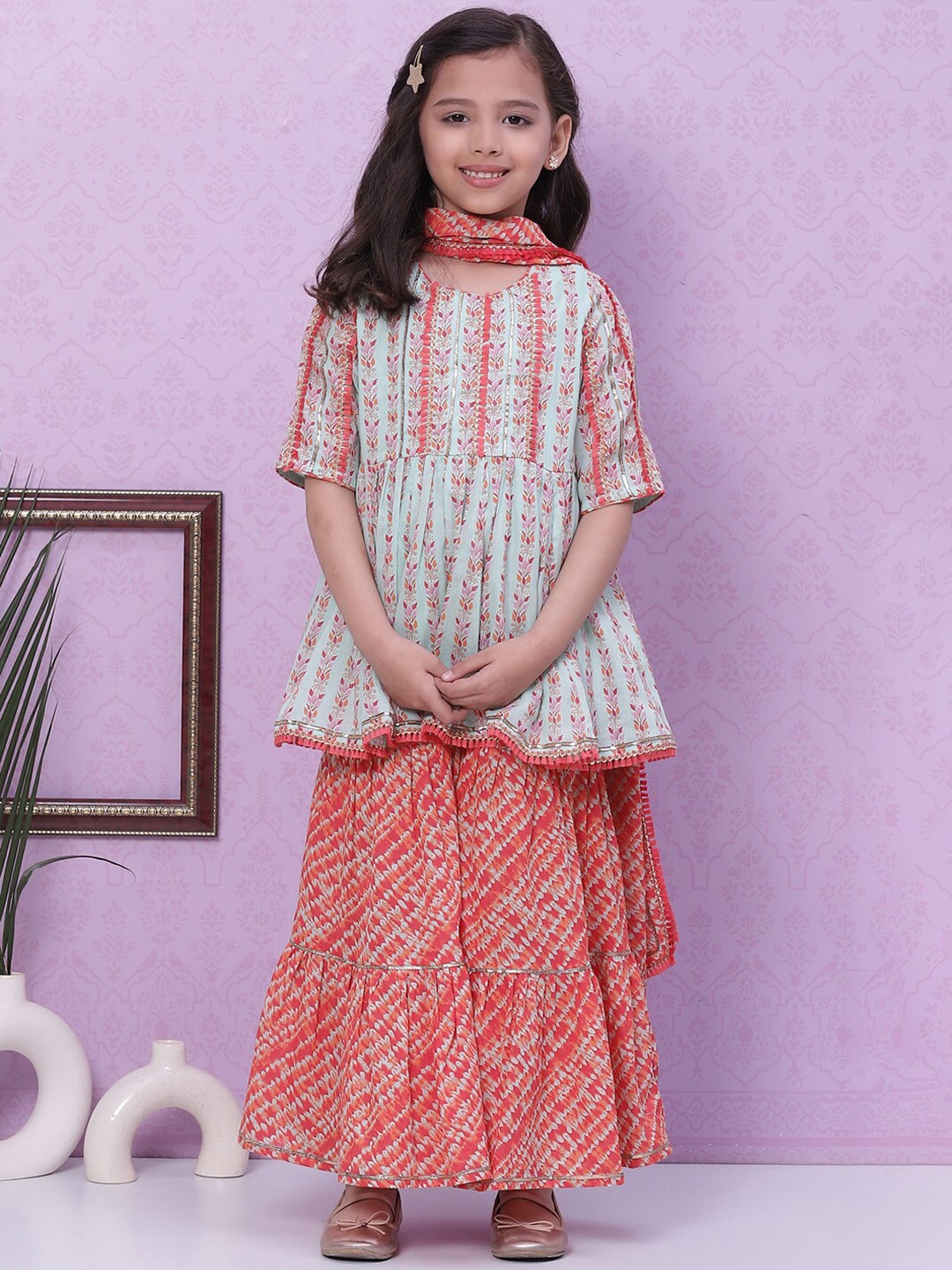 Biba Girls Ethnic Motifs Printed Regular Gotta Patti Kurta with Sharara & Dupatta, Coral
Biba Girls Ethnic Motifs Printed Regular Gotta Patti Kurta with Sharara & Dupatta, Coral