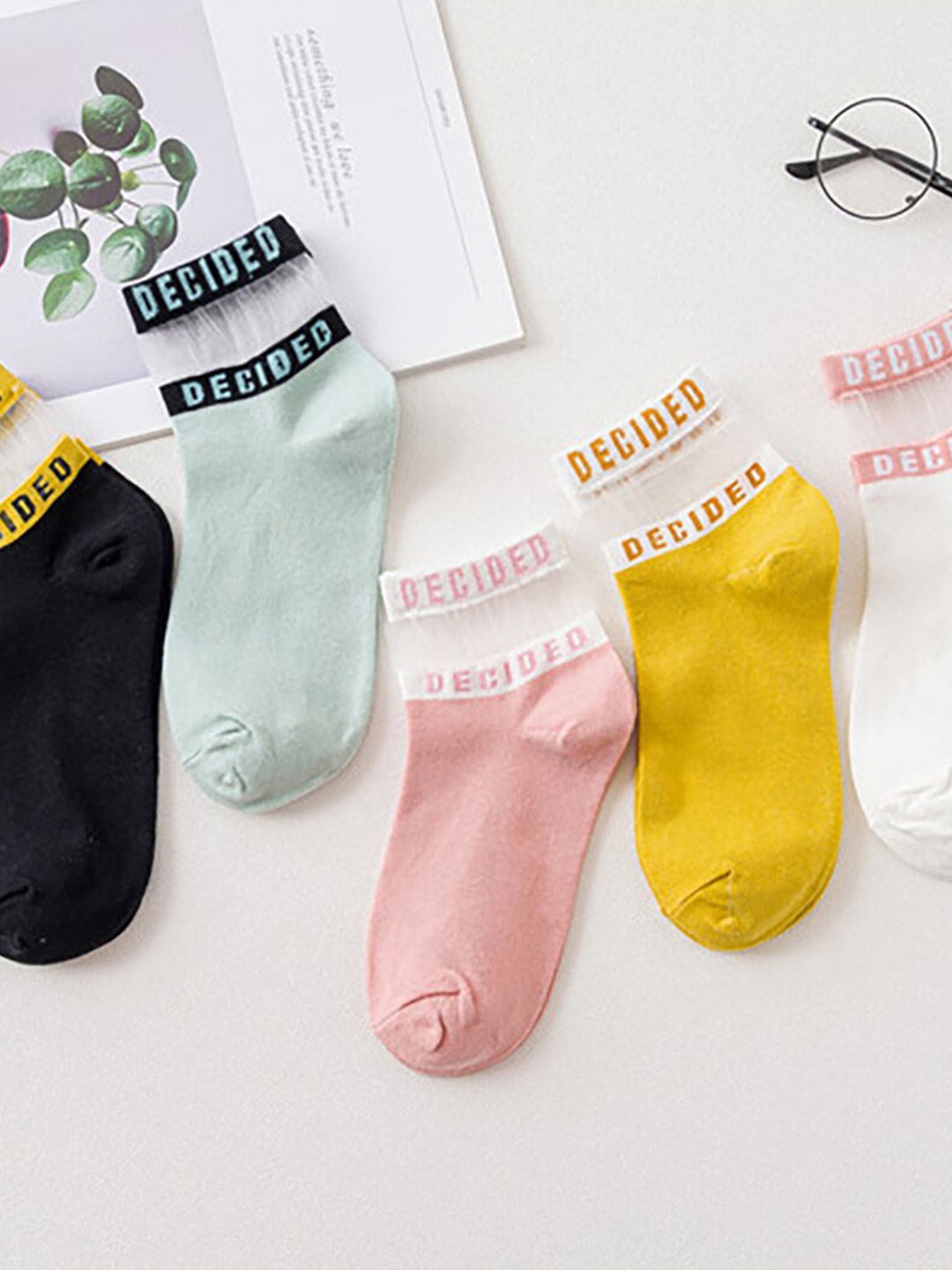 iSWEVEN Women Pack Of 5 Colourblocked Ankle-Length Cotton Socks, Black