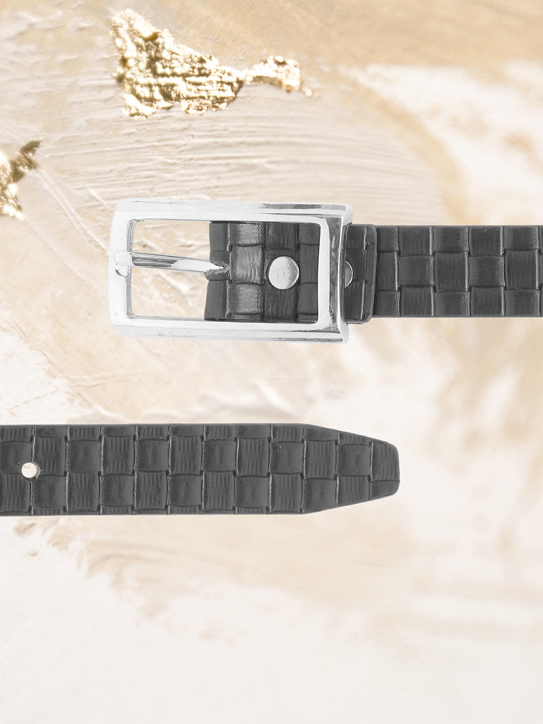Calvadoss Women Textured Tang Leather Belt, Black