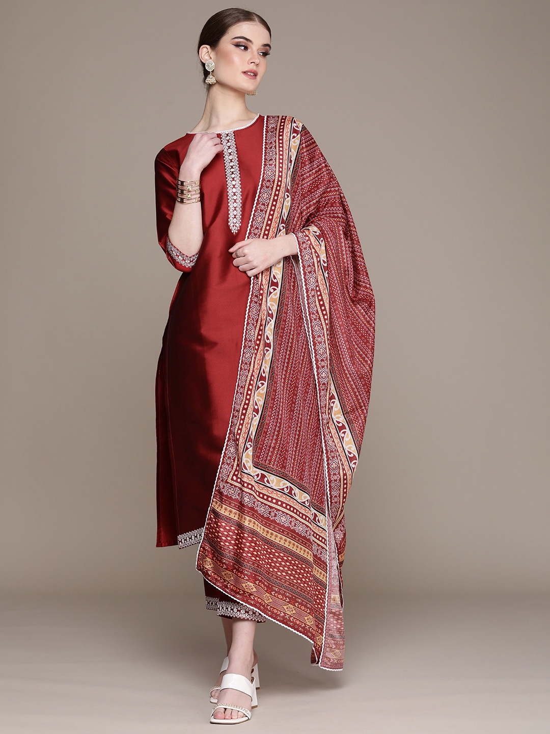 Anouk Women Red Embroidered Regular Sequinned Kurta with Trousers & With Dupatta
Anouk Women Red Embroidered Regular Sequinned Kurta with Trousers & With Dupatta