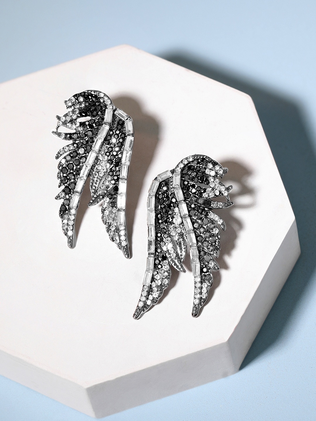 TOKYO TALKIES X rubans FASHION ACCESSORIES Silver-Plated Zircon Studded Wing Drop Earrings, Black
TOKYO TALKIES X rubans FASHION ACCESSORIES Silver-Plated Zircon Studded Wing Drop Earrings, Black