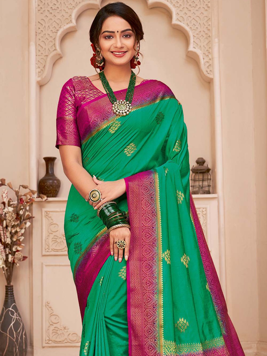 KARAGIRI Woven Design Zari Banarasi Saree, Green
