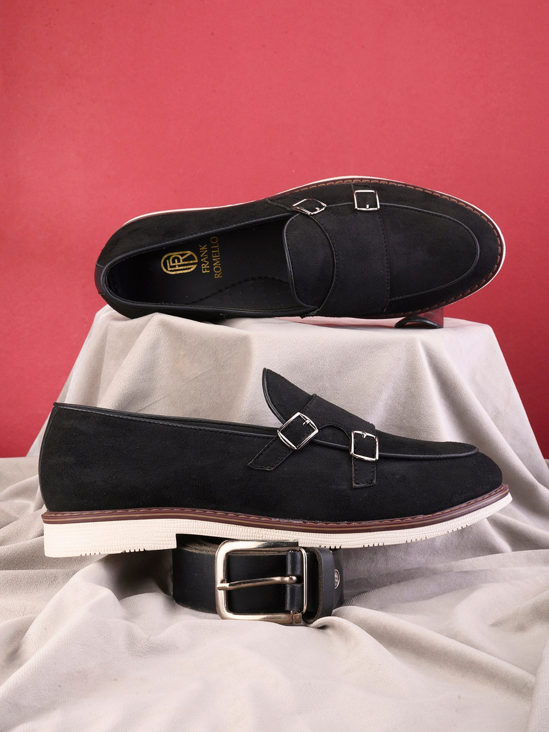 FRANKROMELLO Men Lightweight Padded Contrast Sole Double Monks Shoes With Buckle Detail, Black
FRANKROMELLO Men Lightweight Padded Contrast Sole Double Monks Shoes With Buckle Detail, Black