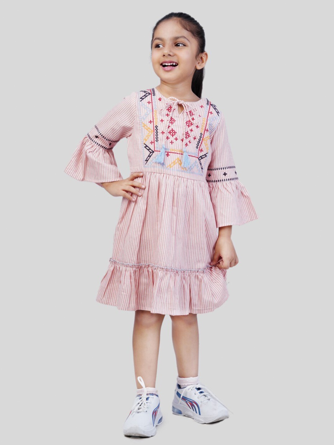 Bella Moda Girls Floral Embroidered Bell Sleeve Flounce A-Line Midi Pure Cotton Dress, Mauve
Bella Moda Girls Floral Embroidered Bell Sleeve Flounce A-Line Midi Pure Cotton Dress, Mauve