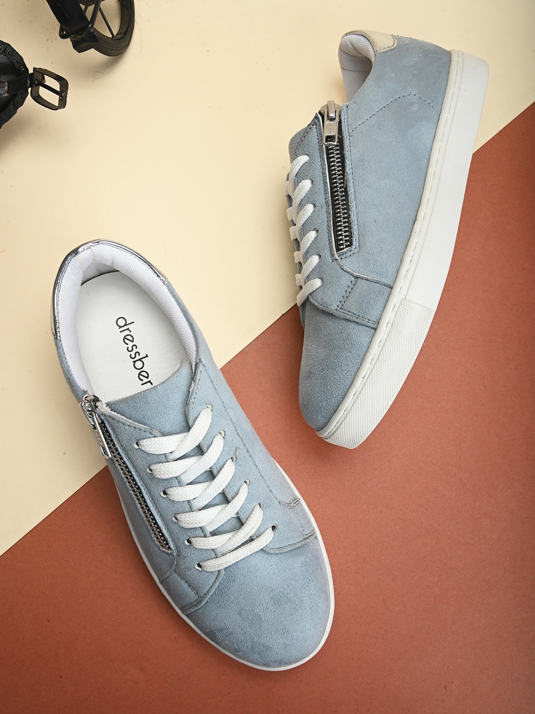 DressBerry Women Light Blue & White Lightweight Comfort Insole Contrast Sole Sneakers
DressBerry Women Light Blue & White Lightweight Comfort Insole Contrast Sole Sneakers